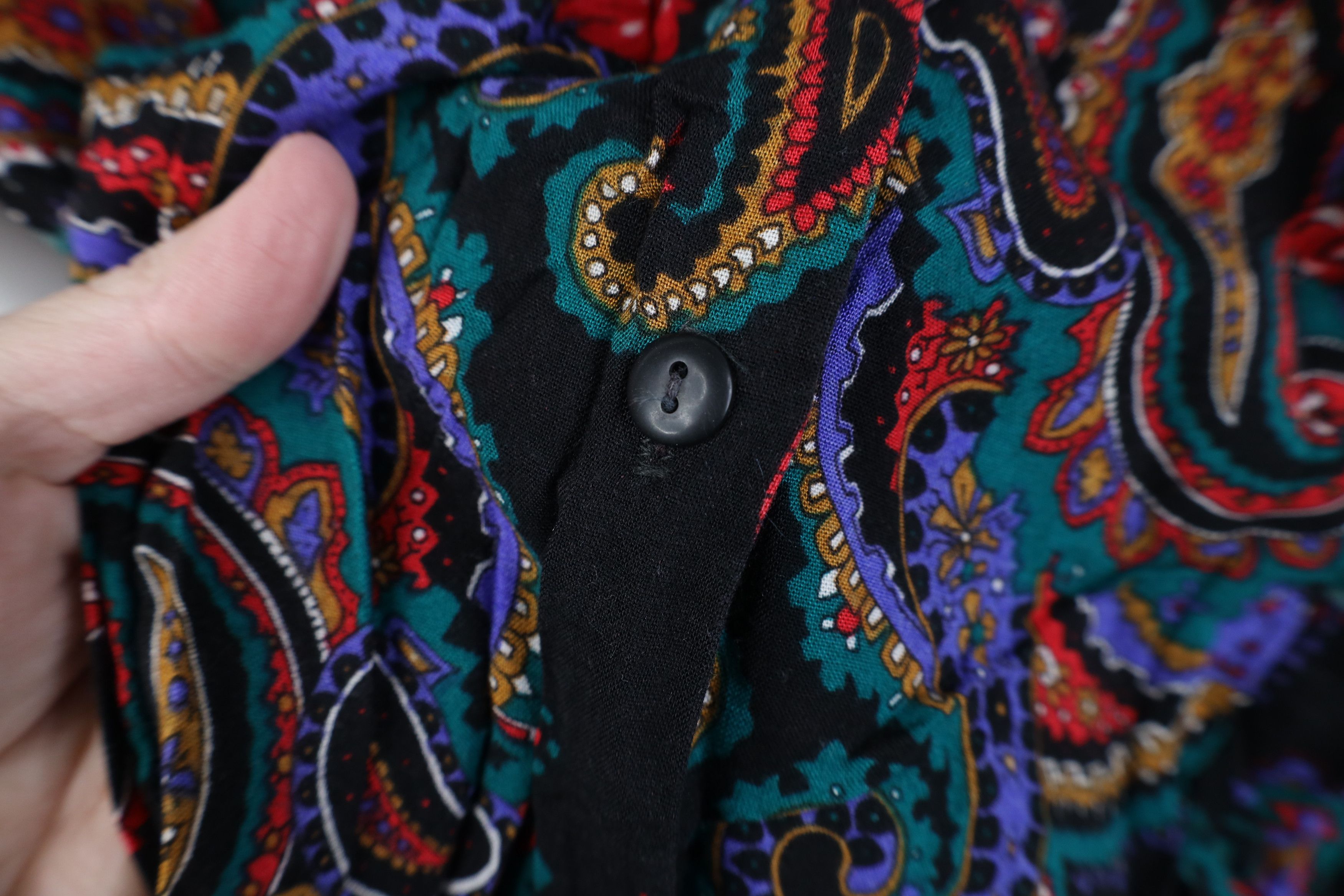 Vintage Vintage 90s Streetwear Gabardine Flower Paisley Button Shirt Size XXL / US 16-18 / IT 52-54 - 4 Thumbnail