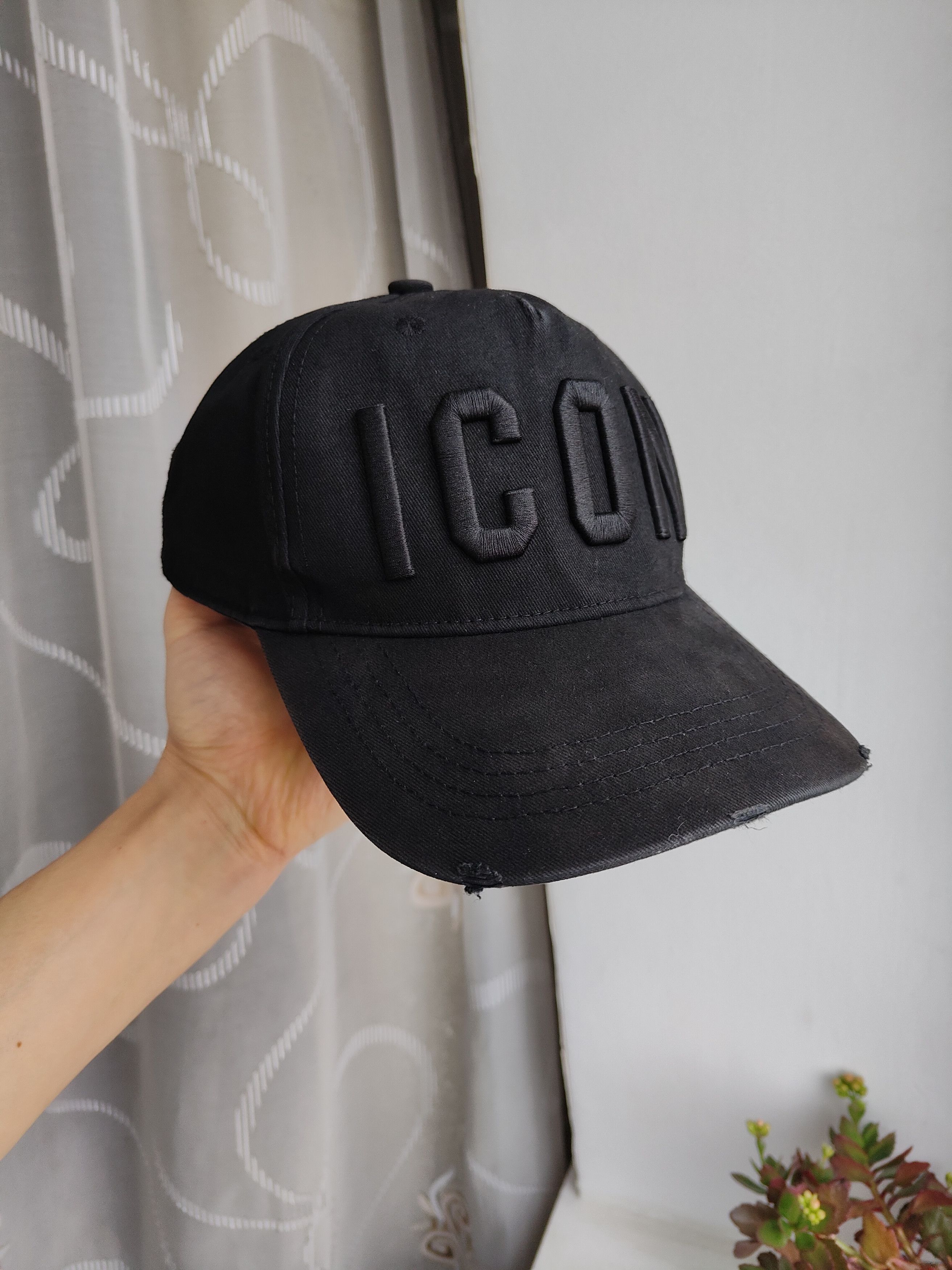 Dsquared2 Dsquared ICON Cap Dsquared 2 Cap Italy Unisex Size ONE SIZE - 1 Thumbnail