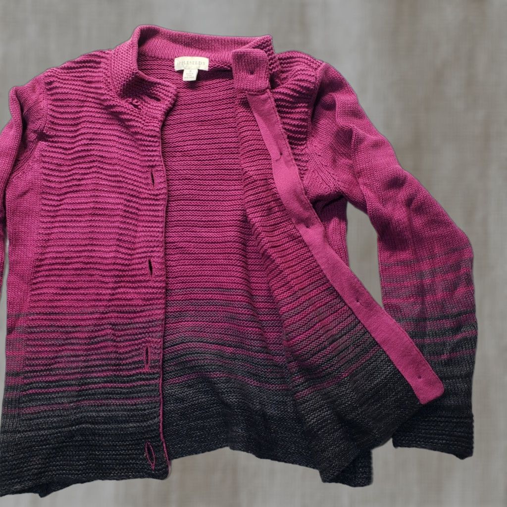 Vintage Appleseed's Purple Cardigan Sweater Long Sleeve Women's S Purple Button Up Cardigan Sweater 100% Acrylic Knit Vintage: No Women Size S / US 4 / IT 40 - 1 Thumbnail