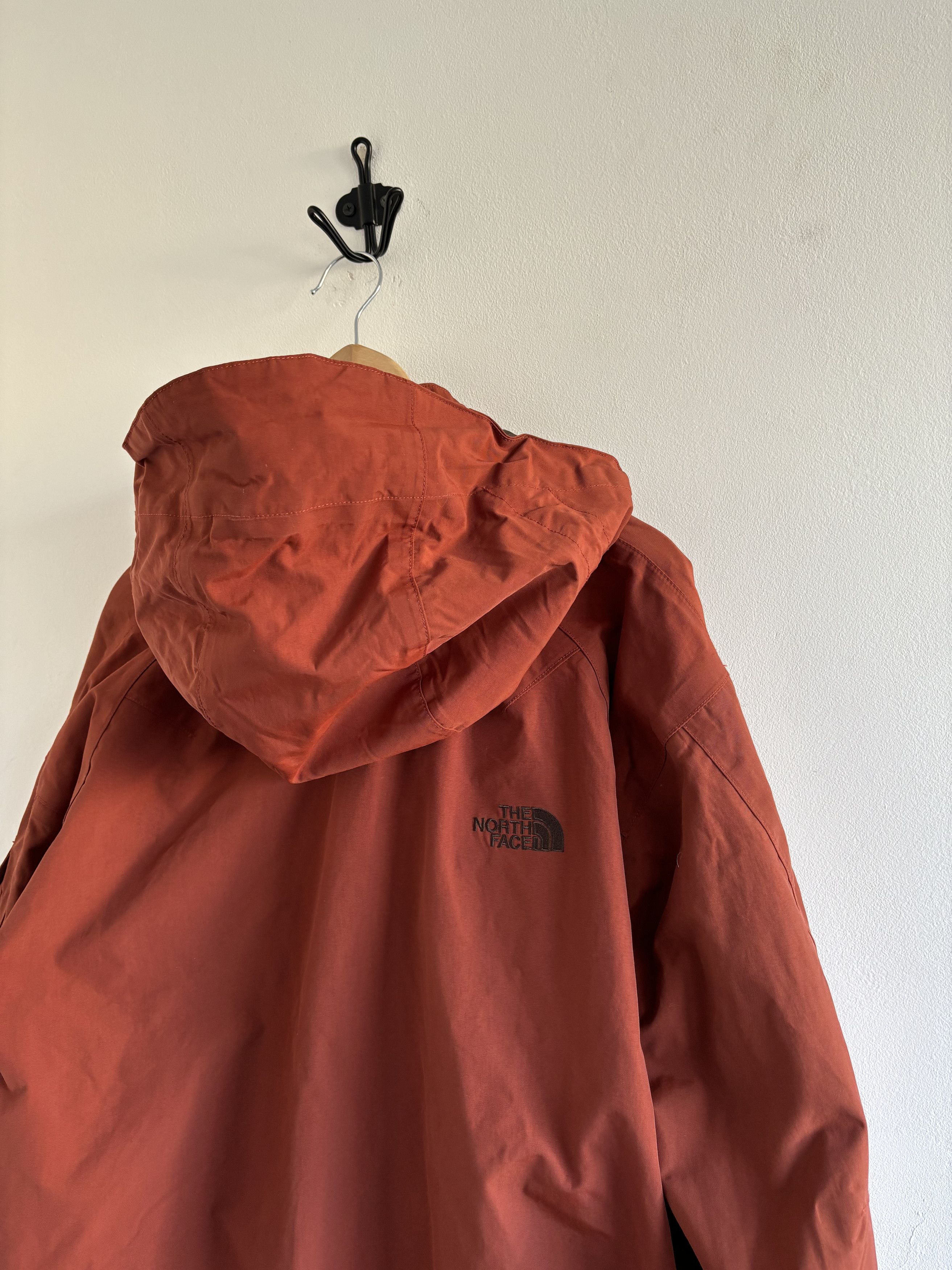 The North Face Vintage The North Face 90s Cryptic Snow Jacket Size US L / EU 52-54 / 3 - 17 Thumbnail