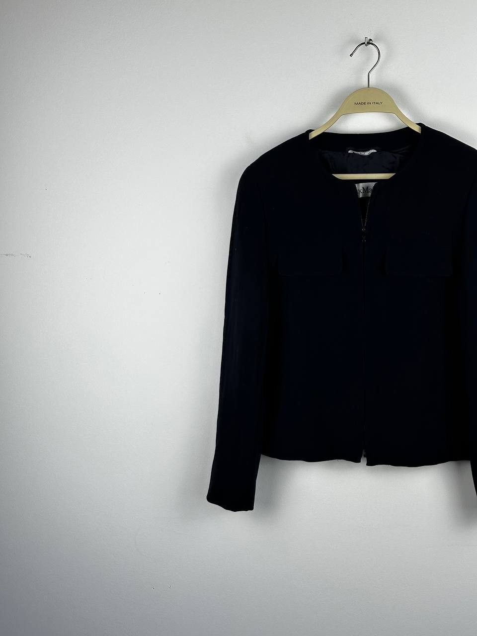 Max Mara Max Mara Luxury Wool Navy Blazer Jacket Size L / US 10 / IT 46 - 2 Thumbnail