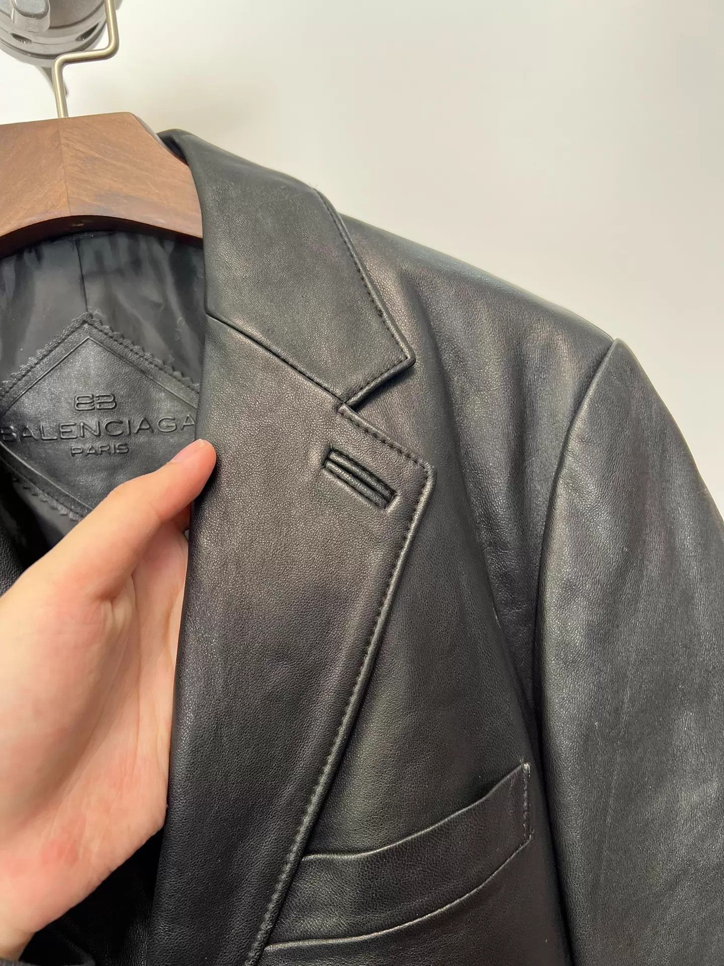 Balenciaga Balenciaga Vintage Sheepskin Tailored Blazer Size 3 Size US L / EU 52-54 / 3 - 7 Thumbnail