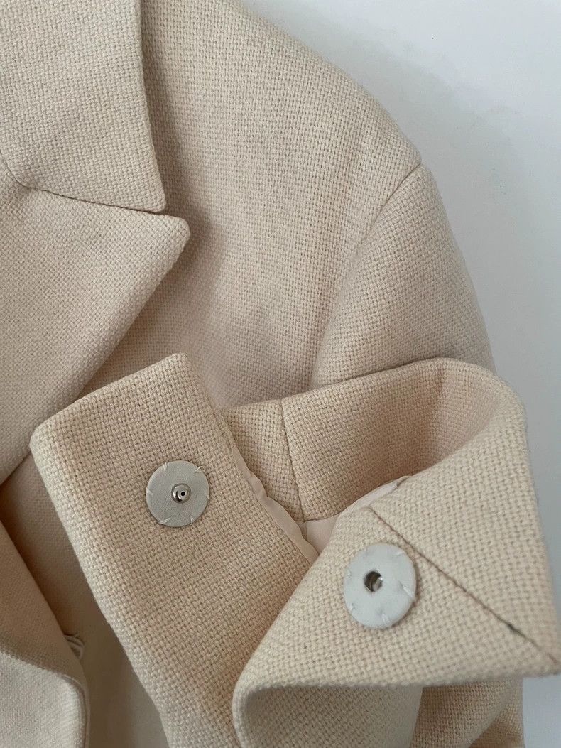 Prada Thick Wool Coat with Belt for Women -2505 Size M / US 6-8 / IT 42-44 - 6 Thumbnail