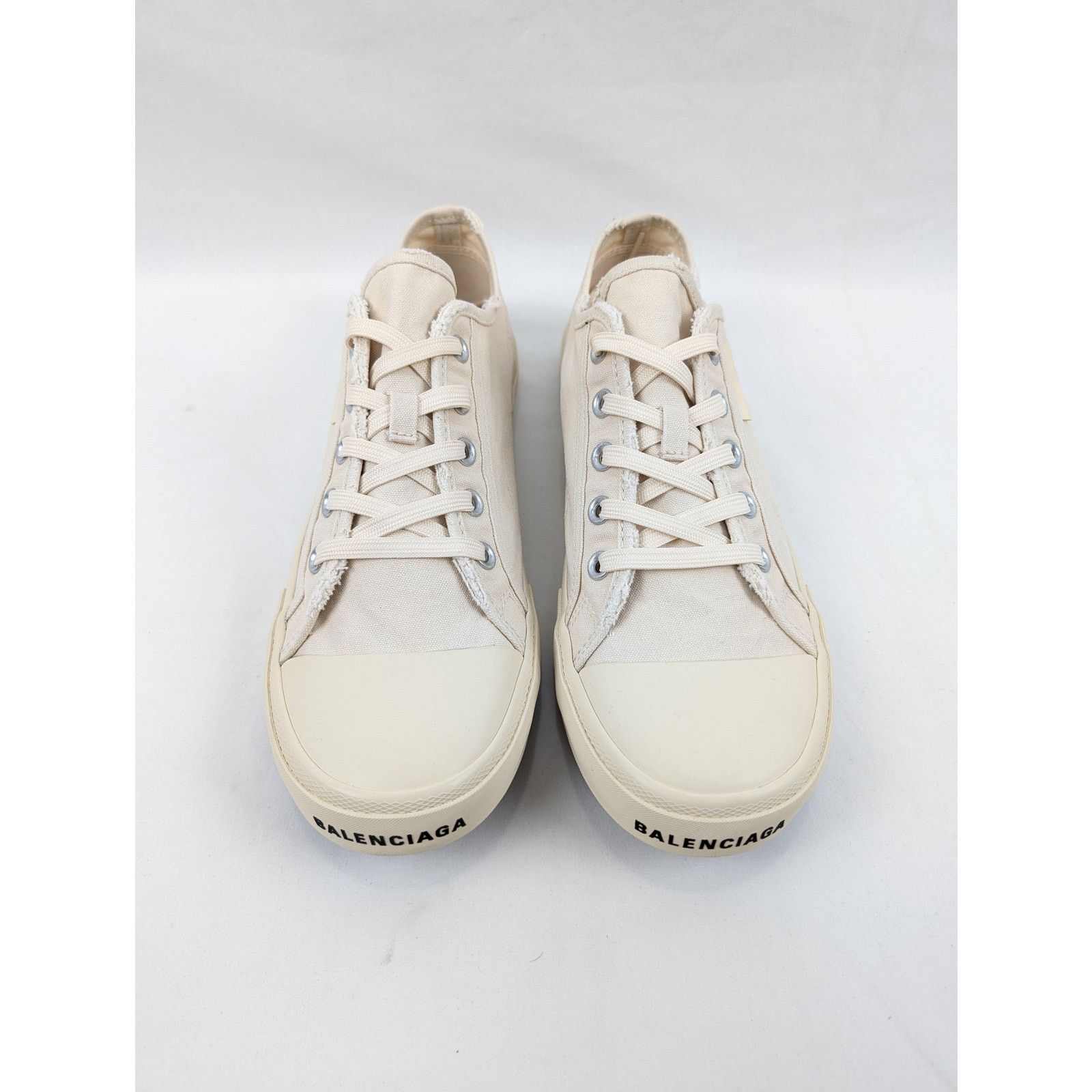 Balenciaga o1rshd1 Low Destroyed Paris Rubber Sole Low Top Sneakers Size US 10 / EU 43 - 14 Thumbnail