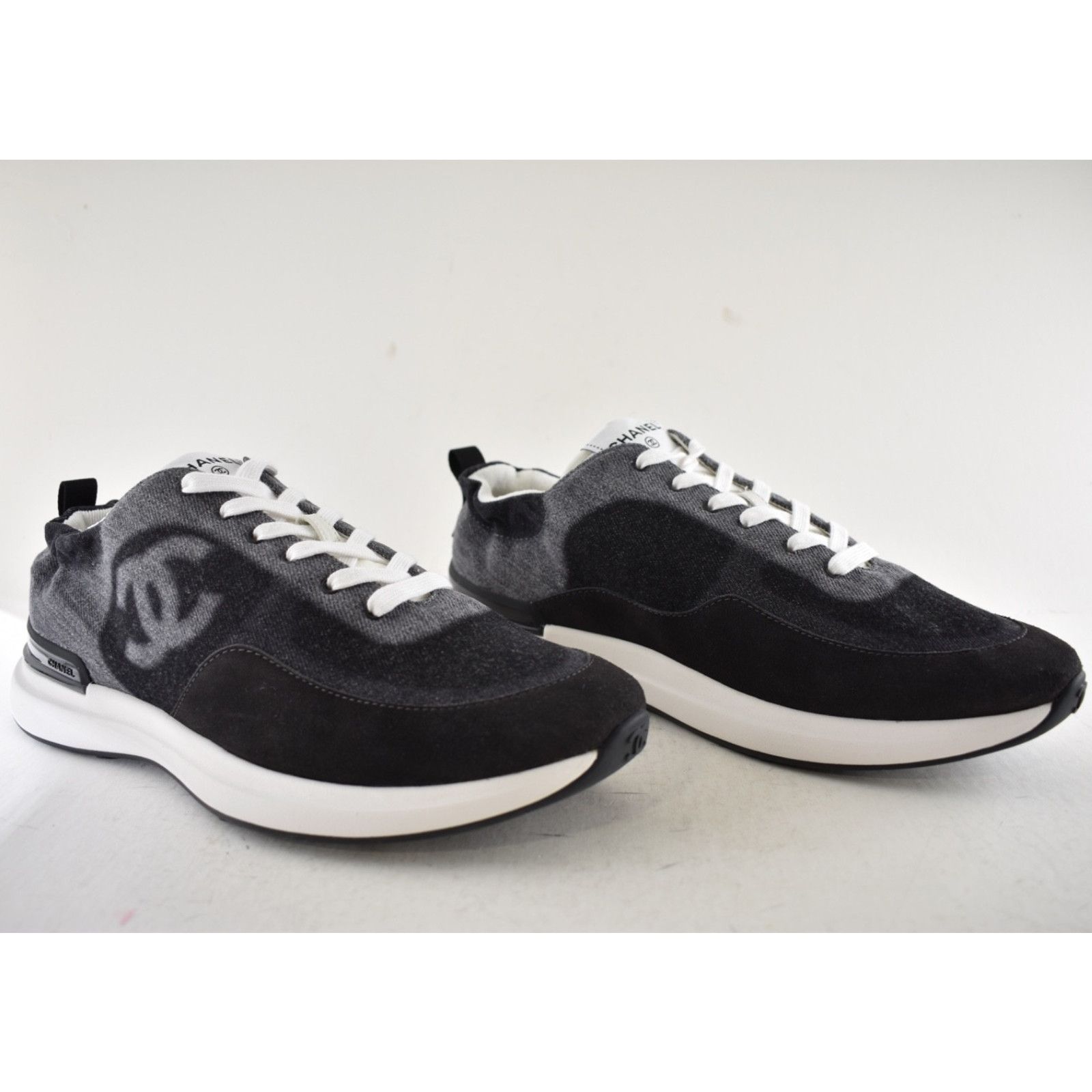 Chanel Mens Denim CC Logo Lace Up Low Top Trainer Sneaker Size US 11 / EU 44 - 4 Thumbnail