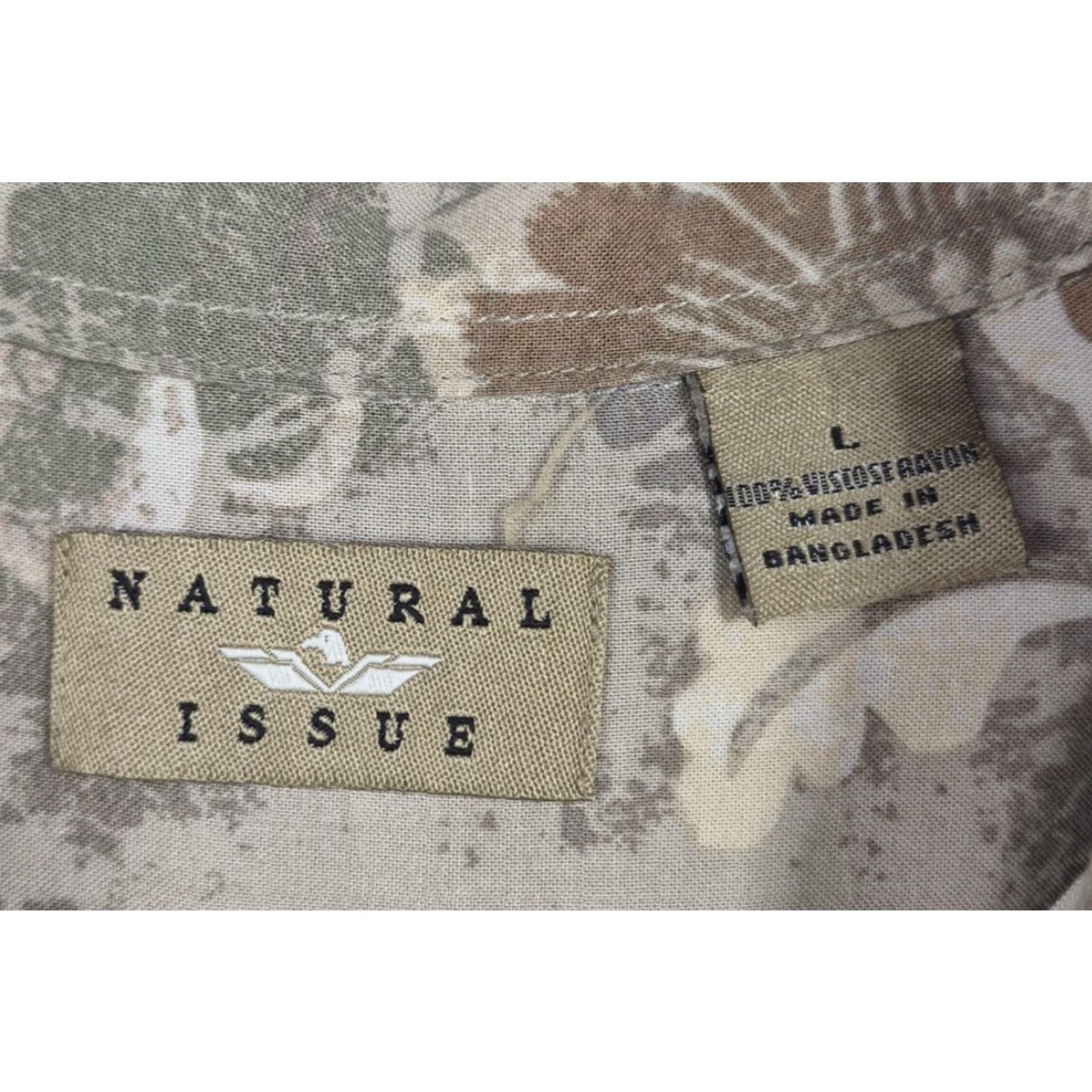 ALOHAS VINTAGE is not applicable; produce title: Natural Issue Button Up Shirt Mens Large Beige Hawaiian Aloha Floral Rayon Shirt Size US L / EU 52-54 / 3 - 5 Thumbnail