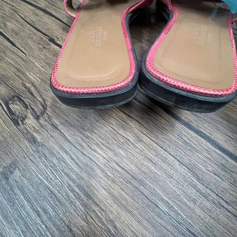 Hermes Hermes Pink Slide Sandals Size 36.5-2506 Size US 6 / IT 36 - 2 Thumbnail