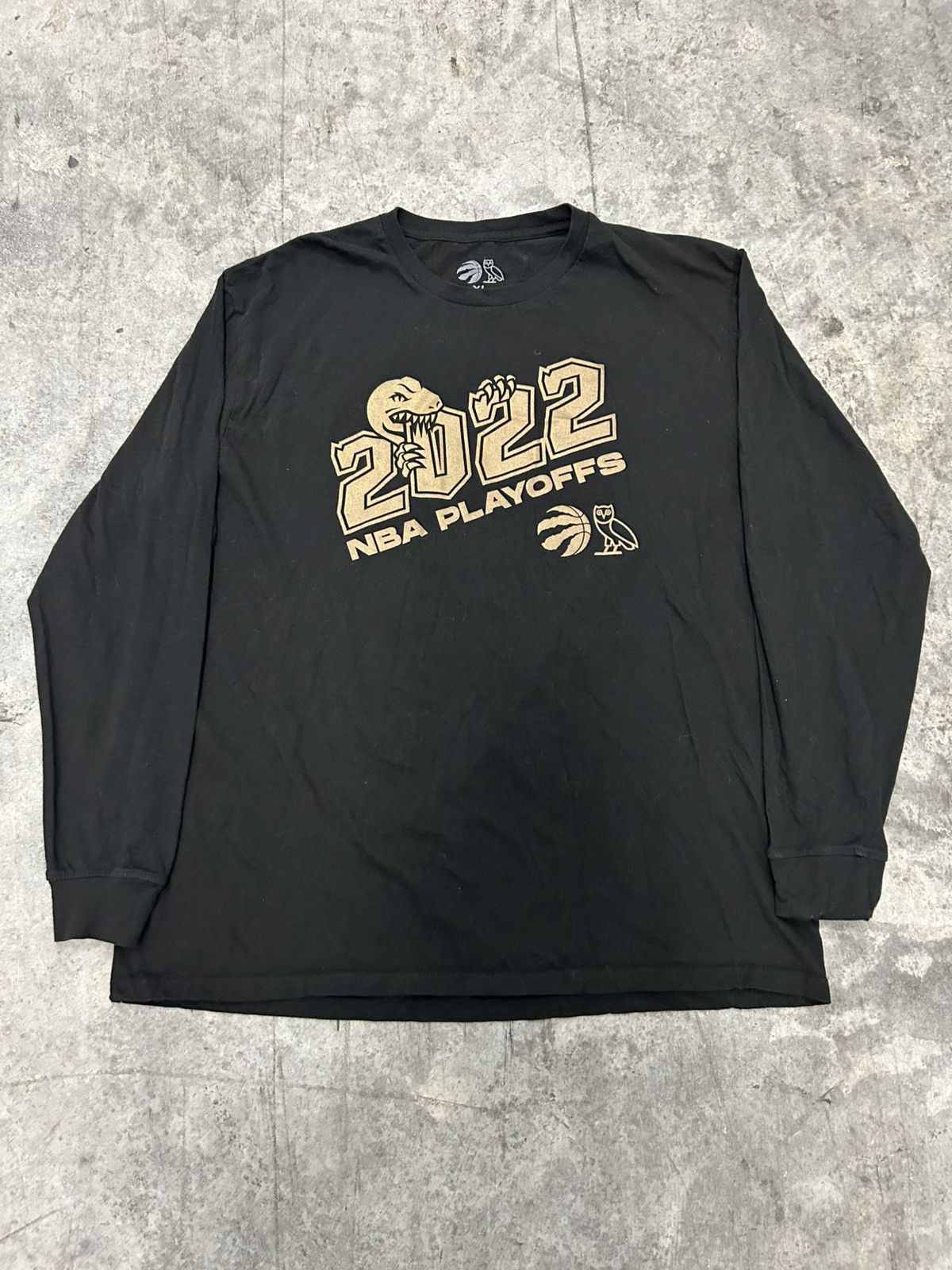 Drake 2022 ovo x Toronto raptors nba playoffs long sleeve Drake Size US XL / EU 56 / 4 - 1 Thumbnail