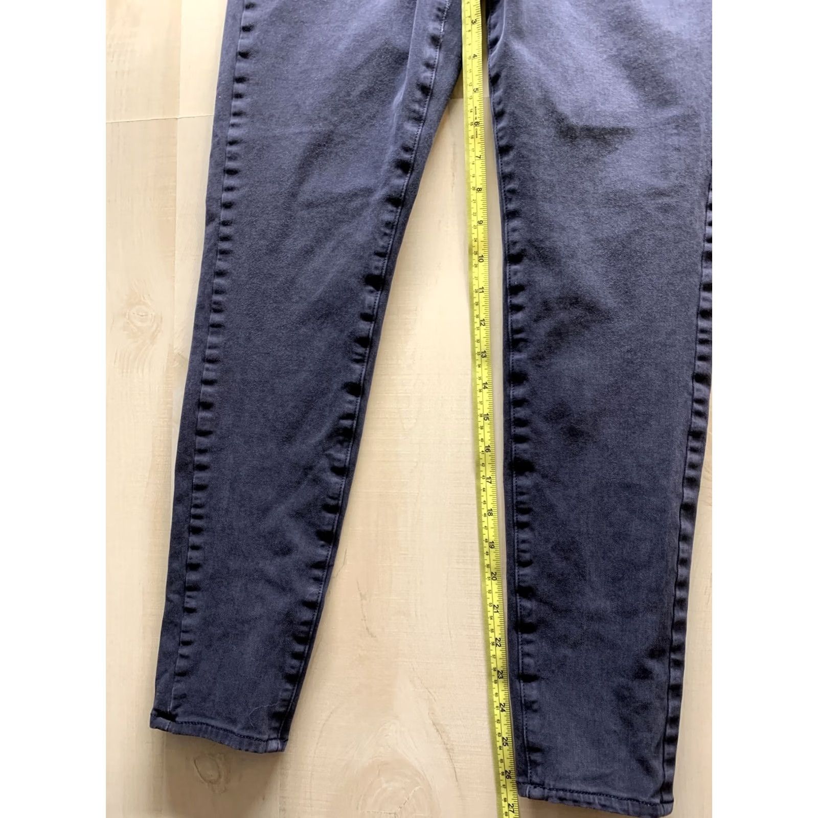 American Eagle Outfitters VINTAGE? (No) American Eagle Jegging Women’s XS? (Hold) -> Size 28" / US 6 / IT 42 - 5 Thumbnail