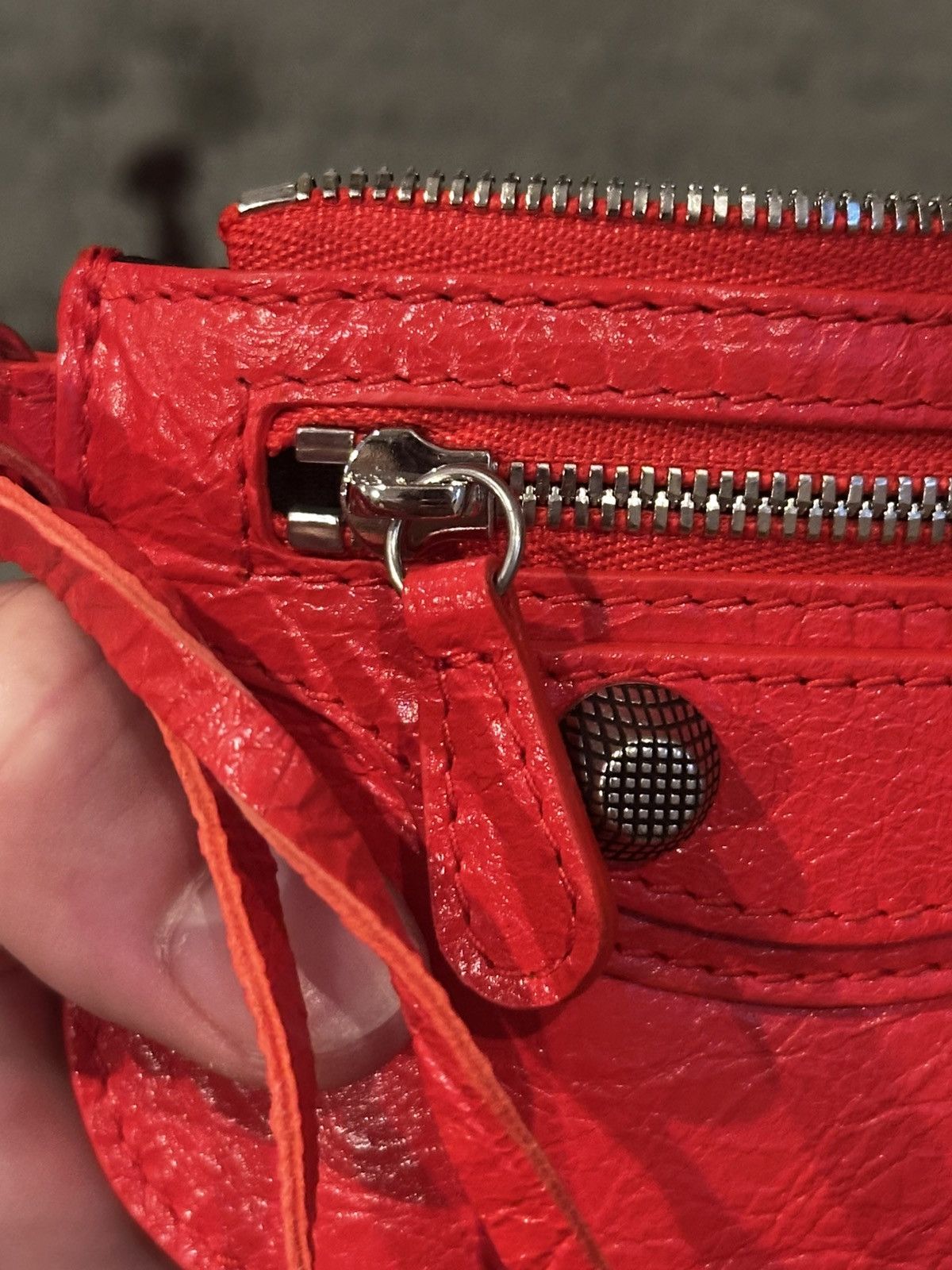 Balenciaga Red Le Cagole Coin Holder in Arena Lambskin Size ONE SIZE - 3 Thumbnail
