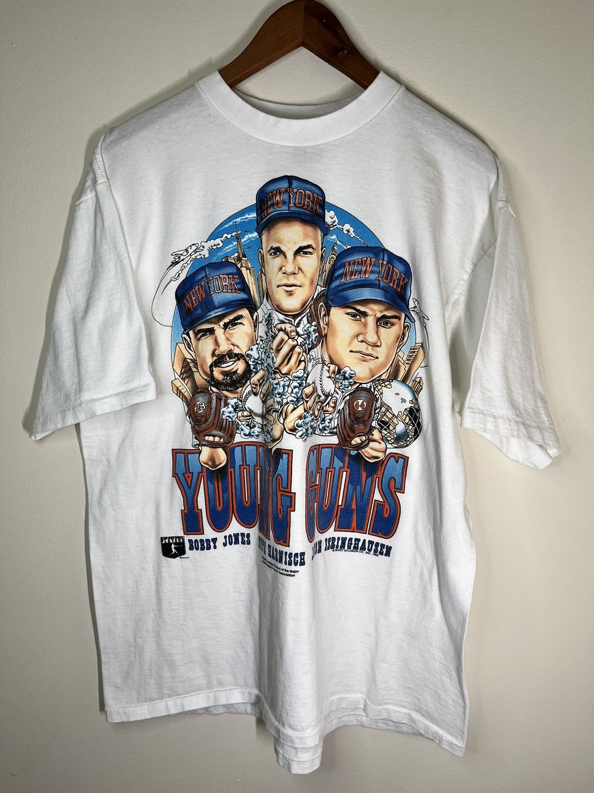 image of Crazy Vintage 90's Ny Mets Caricature Graphic T-Shirt in White, Men's (Size XL)