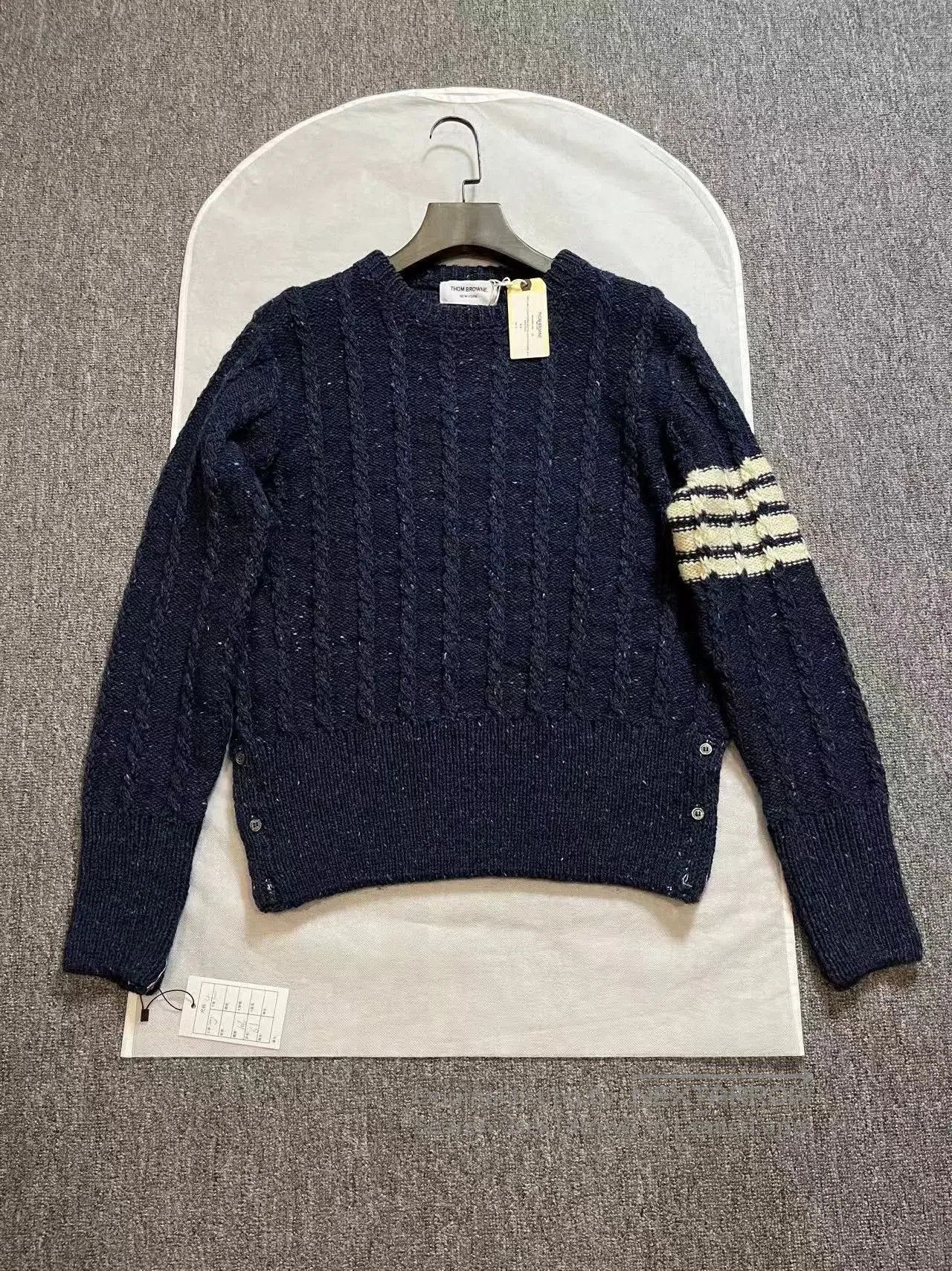 Thom Browne Thom Browne Navy Knit Sweater Men's. Size US XS / EU 42 / 0 - 1 Thumbnail