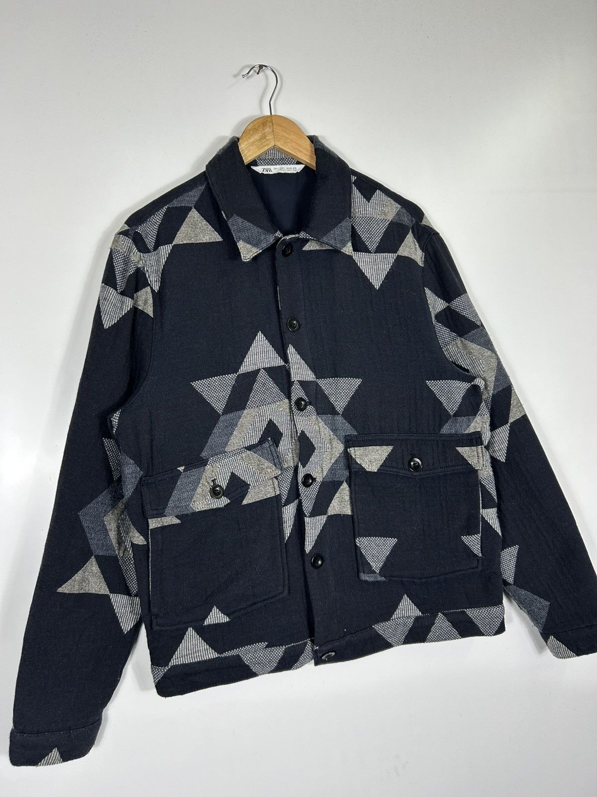 Zara ZARA Geometric Pattern Padded Jacket Abstract Triangle Print Size US L / EU 52-54 / 3 - 2 Thumbnail
