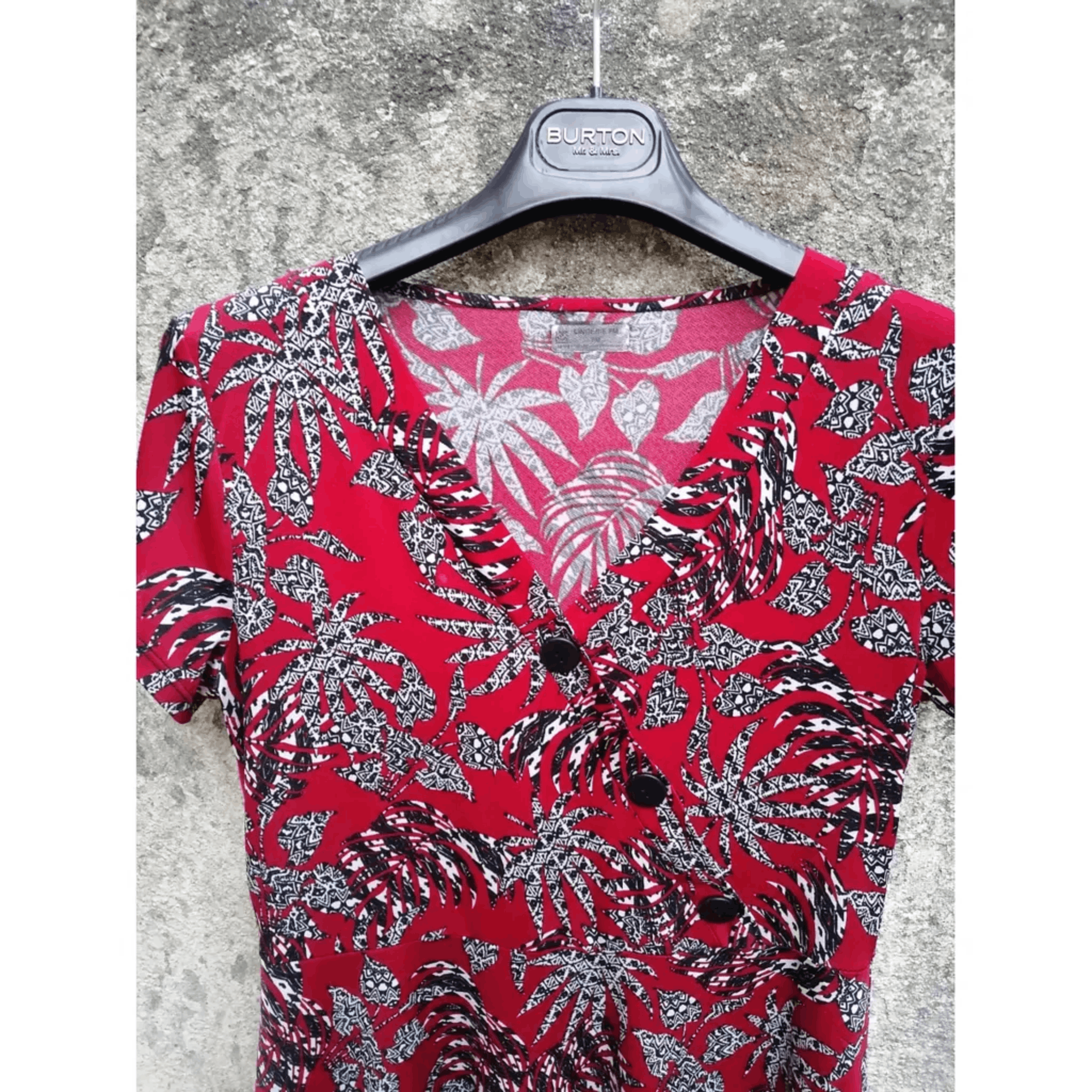 Other Red Floral Print Button Dress (M) Size M / US 6-8 / IT 42-44 - 2 Thumbnail
