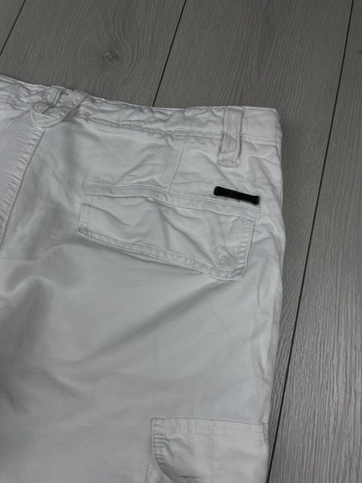 Hugo Boss Hugo Boss Cargo Men’s white Shorts Size XL Size US 36 / EU 52 - 7 Thumbnail