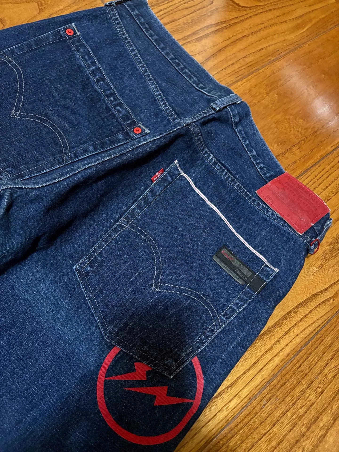 Levi's Levi's Fenom Red Flash Raw 207 W34 Good Condition Size US 34 / EU 50 - 4 Thumbnail