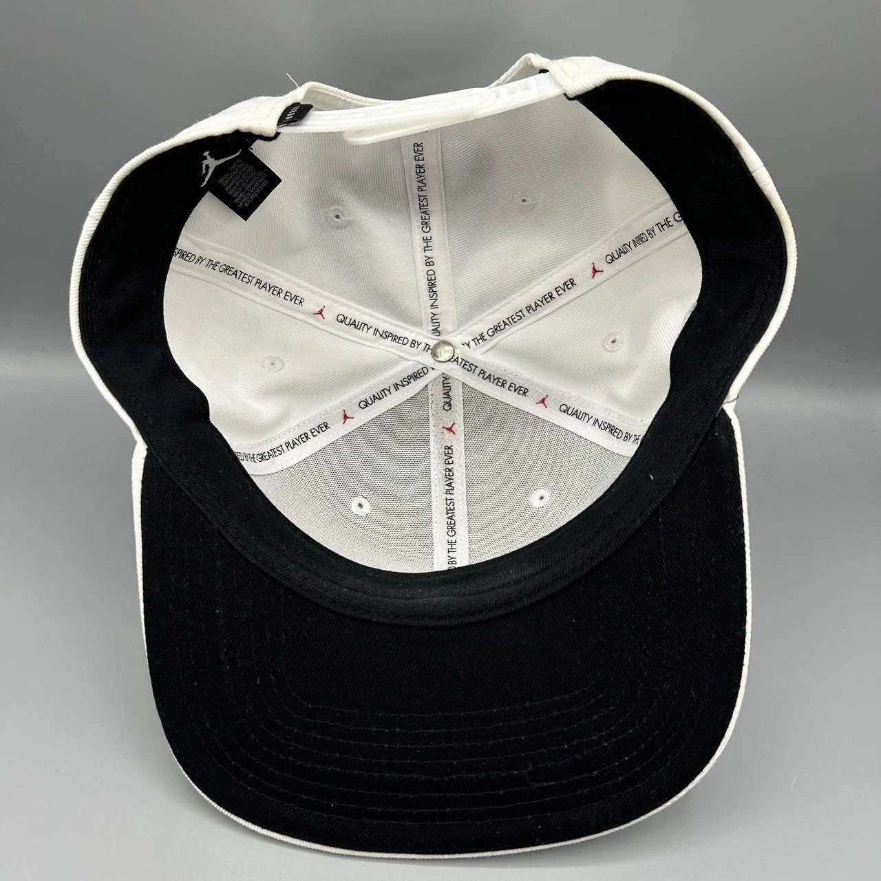 Jordan Brand Air Jordan Hat Men White Black Embroidered Logo Snap Back Size ONE SIZE - 2 Thumbnail