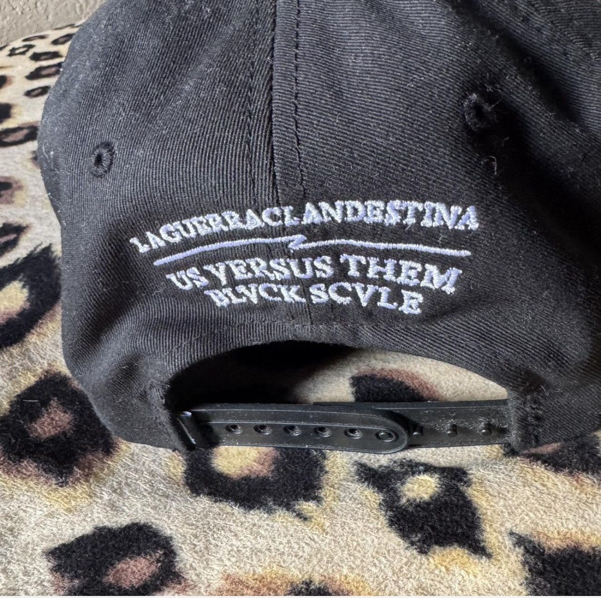 Undercover Rare Us Verses Them Snapback Size ONE SIZE - 2 Thumbnail
