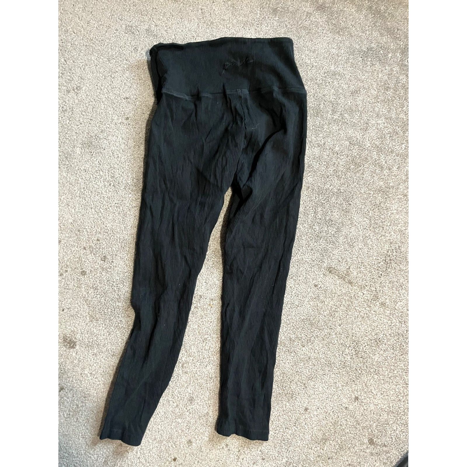 Victoria's Secret Victoria's Secret Pink Yoga Black Ribbed Athletic Legging Women's Size M Size 32" / US 10 / IT 46 - 3 Thumbnail