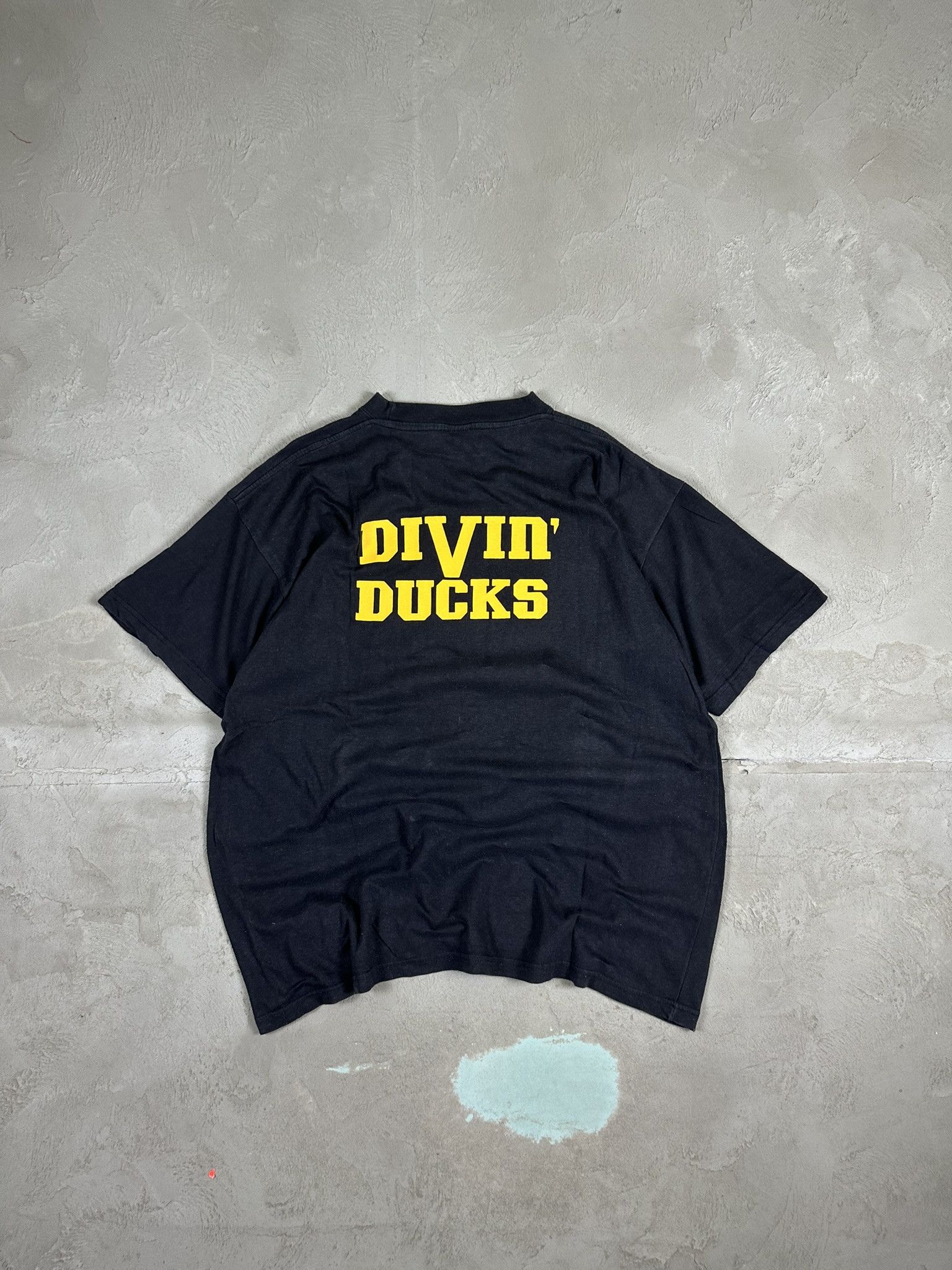 Band Tees × Vintage Vintage Y2k Divin Ducks Rock Band Promo T-shirt Size US XL / EU 56 / 4 - 2 Thumbnail