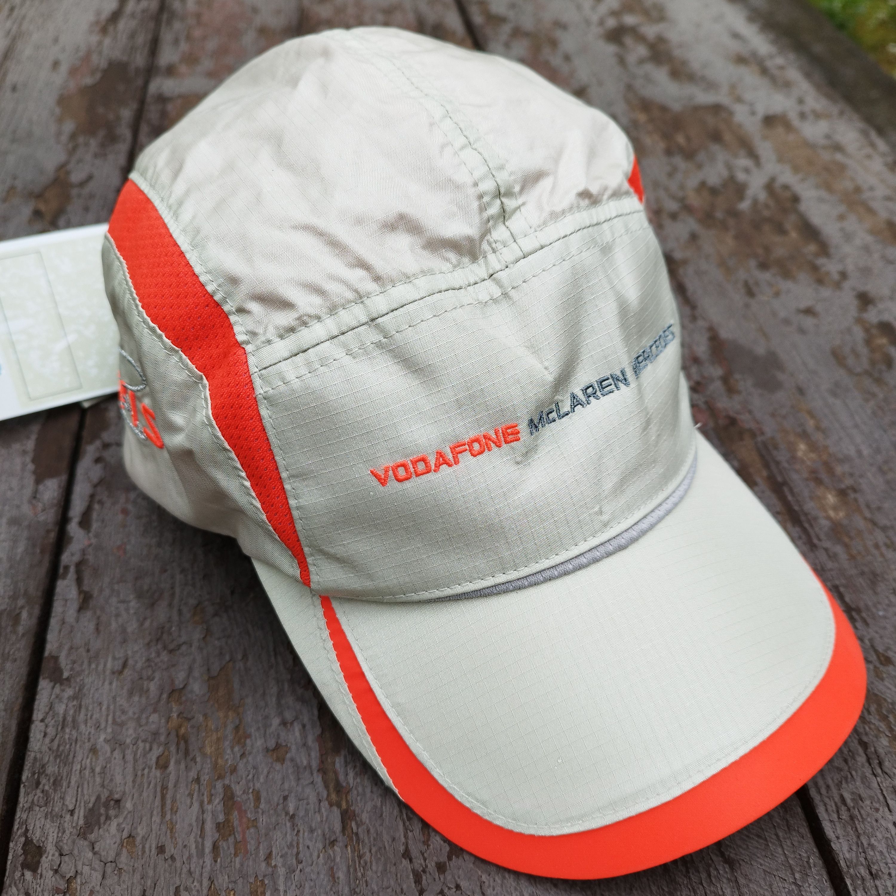 Formula 1 Rare 00s McLaren F1 Silver Tech Cap Hamilton/Kovalainen Size ONE SIZE - 1 Thumbnail