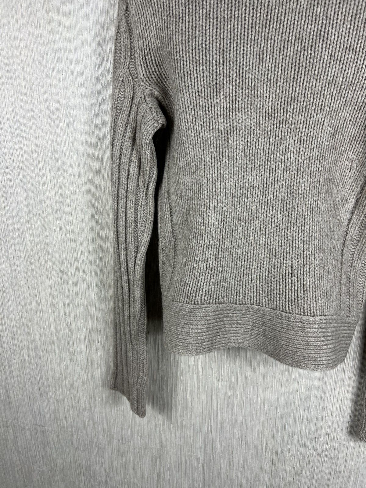 Max Mara S Max Mara wool yak knitted cardigan sweater button up Size S / US 4 / IT 40 - 18 Thumbnail