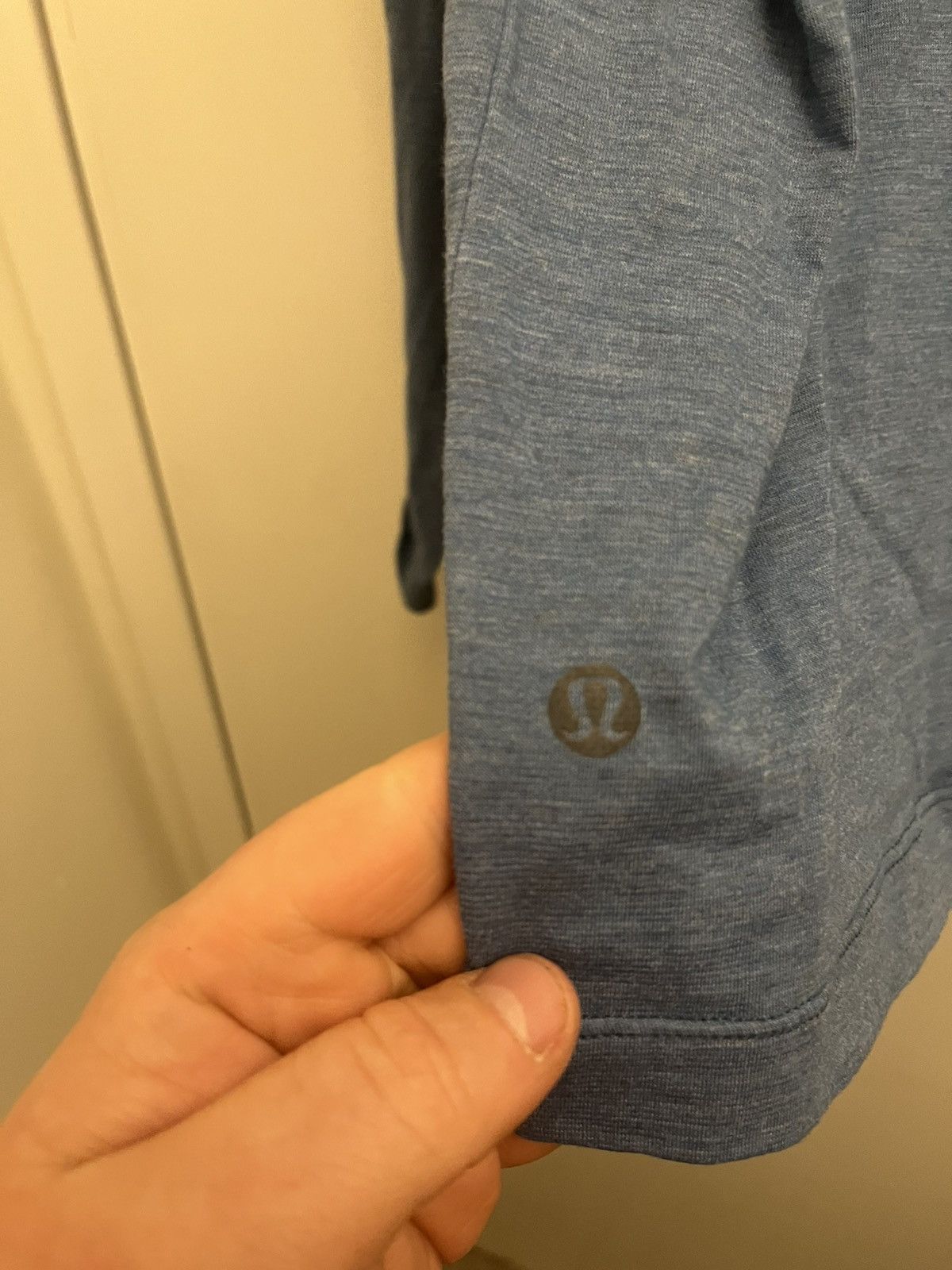 Lululemon Lululemon Men's Fundamental Blue Long Sleeve Shirt Size XXL Size US XXL / EU 58 / 5 - 5 Thumbnail