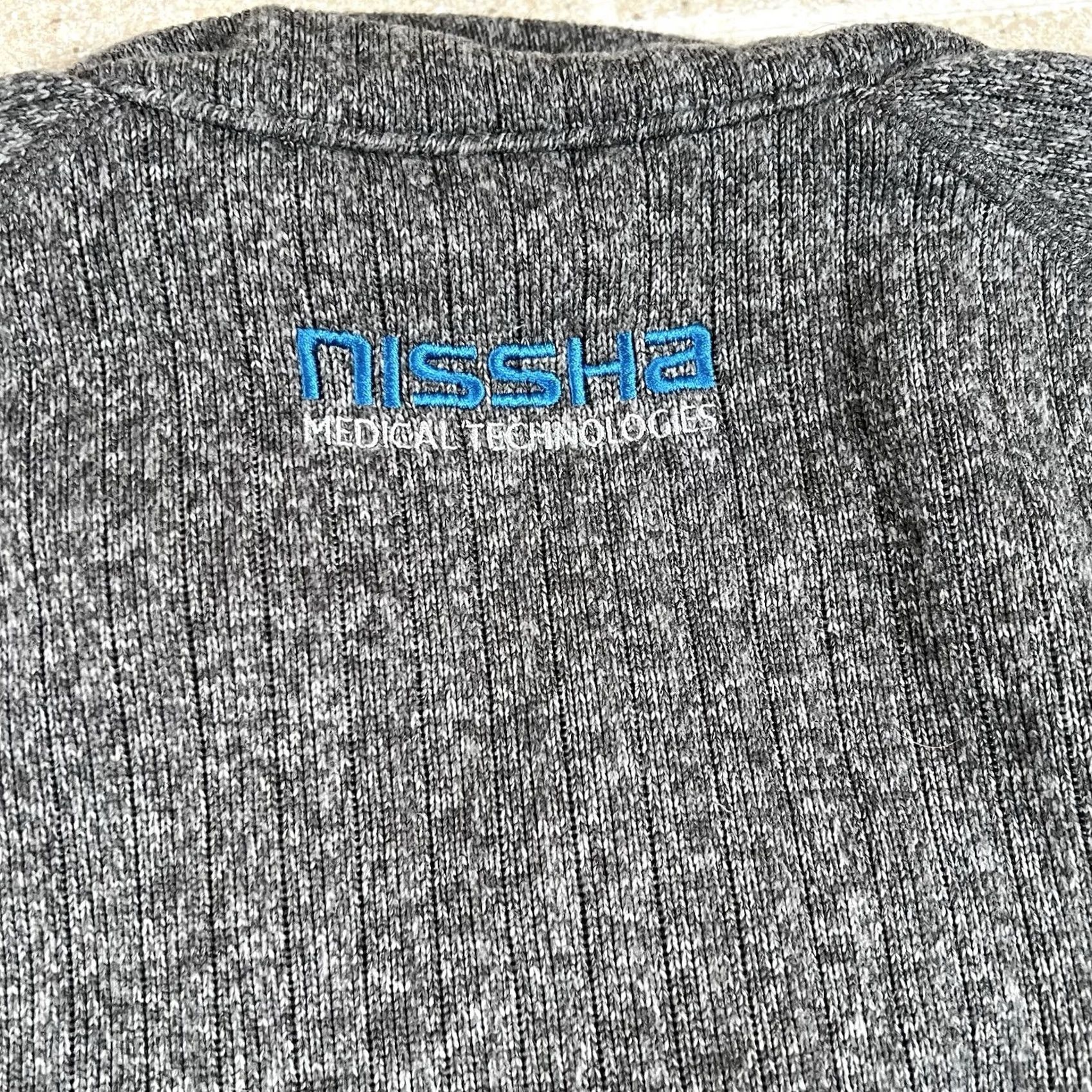 Patagonia Patagonia Sweater 2XL Mens Gray 1/4 Zip Hiking Pullover University Gorepcore Badge Logo Back Size US XXL / EU 58 / 5 - 6 Thumbnail