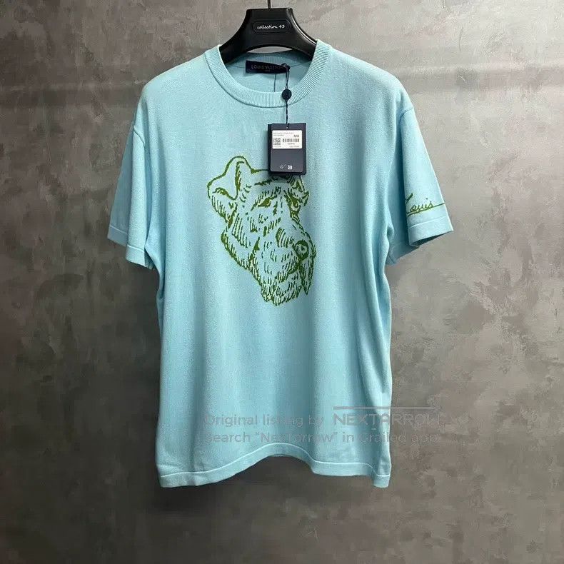 Louis Vuitton Louis Vuitton Blue Crew Neck Monogram Logo Embroidered Sho Size US M / EU 48-50 / 2 - 1 Thumbnail