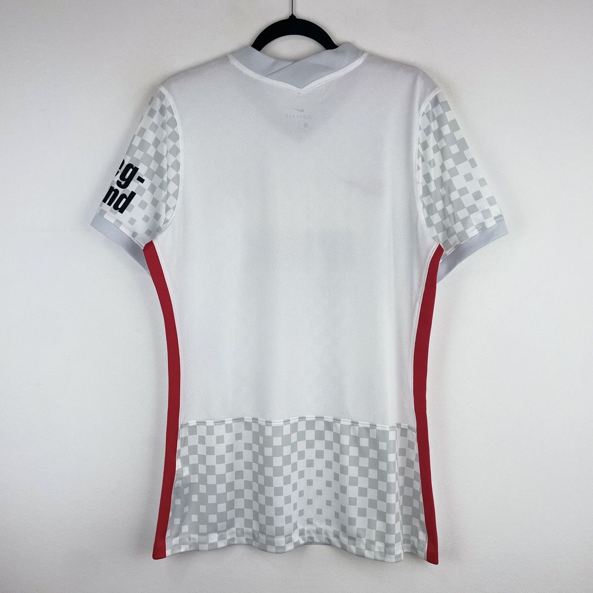 Nike FC Augsburg Away Nike Men’s Jersey Shirt 2021/2022 size L Size US L / EU 52-54 / 3 - 5 Thumbnail