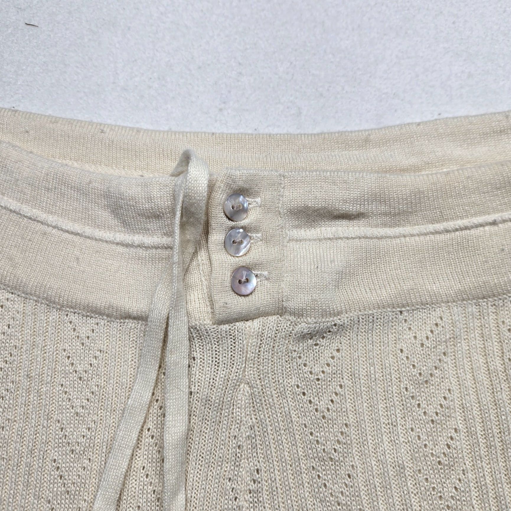 Old Navy Old Navy Women's Pants Jogger L Ivory Knit Cotton Waffle Flat Front Elastic Waist Casual NYC-? Size 36" / US 14 / IT 50 - 3 Thumbnail