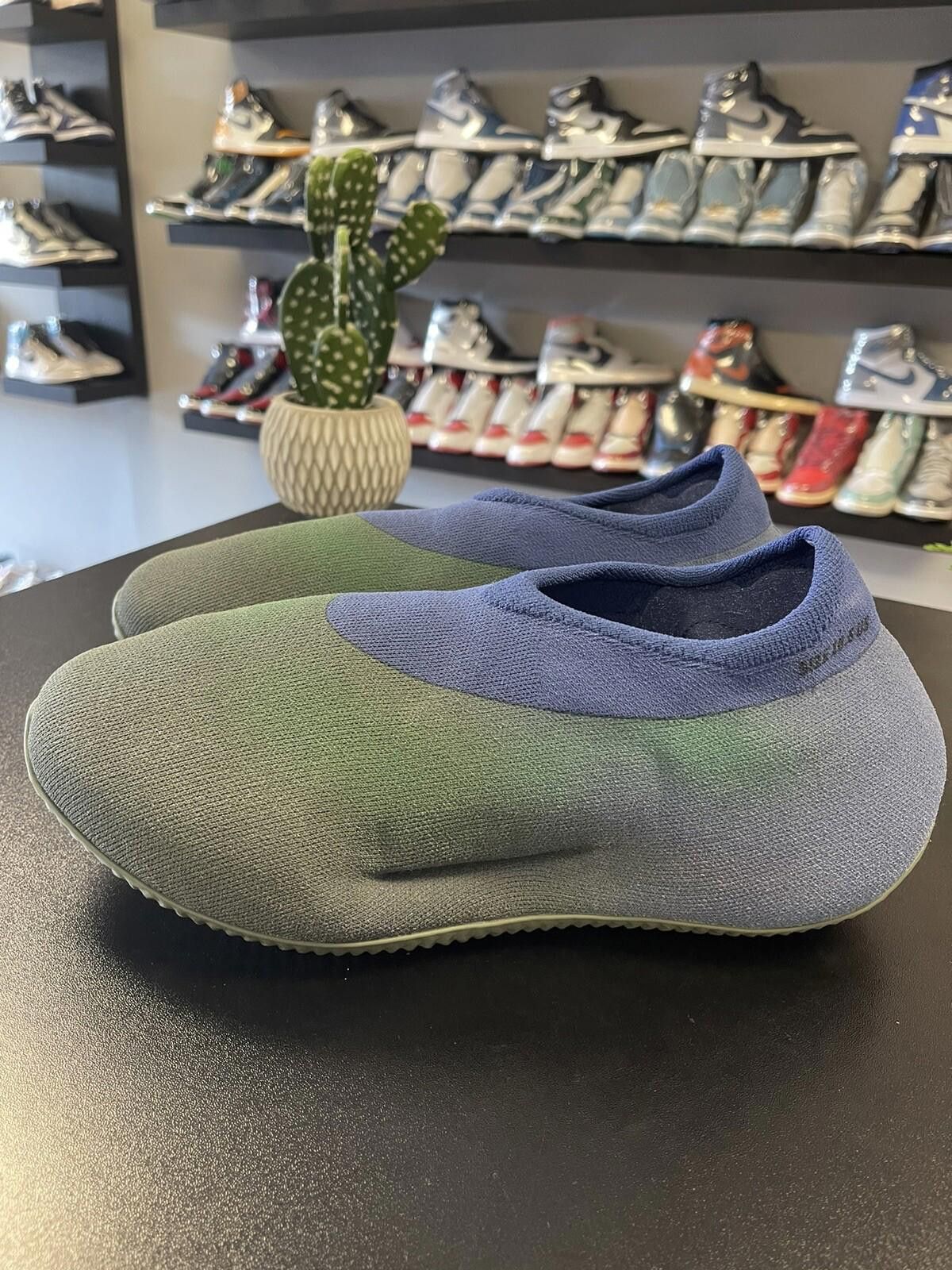 Yeezy Yeezy Knit Runner Faded Azure Size 10.5 Gently Worn VNDS Size US 10.5 / EU 43-44 - 1 Thumbnail