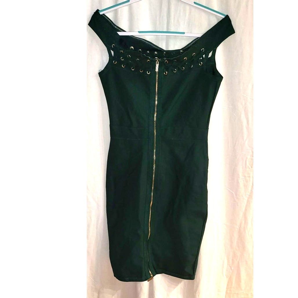 Other Fashion Nova Green OffShoulder Bandage Bodycon Dress Size XL Size XL / US 12-14 / IT 48-50 - 3 Thumbnail