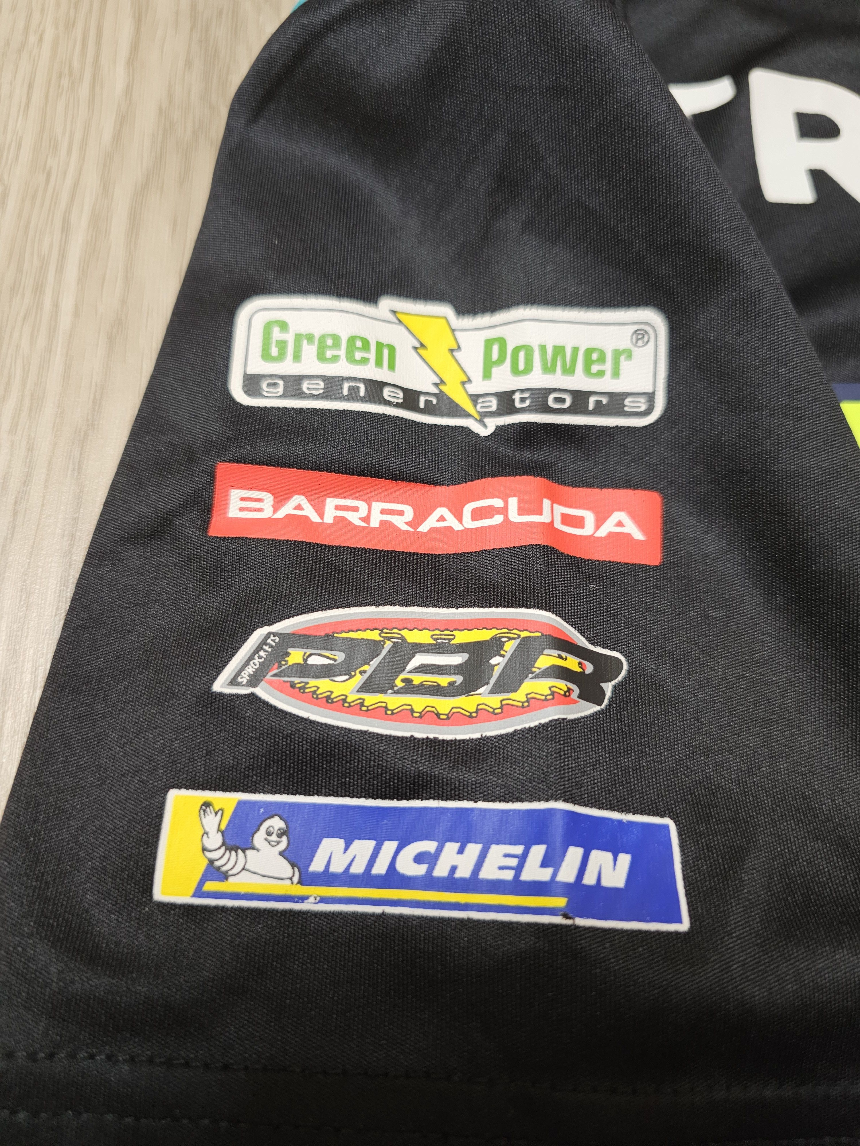 Formula 1 PETRONAS YAMAHA MOTOGP TEAM SHIRT MOTORCROSS SHIRT ROSSI 46 Size US S / EU 44-46 / 1 - 5 Thumbnail