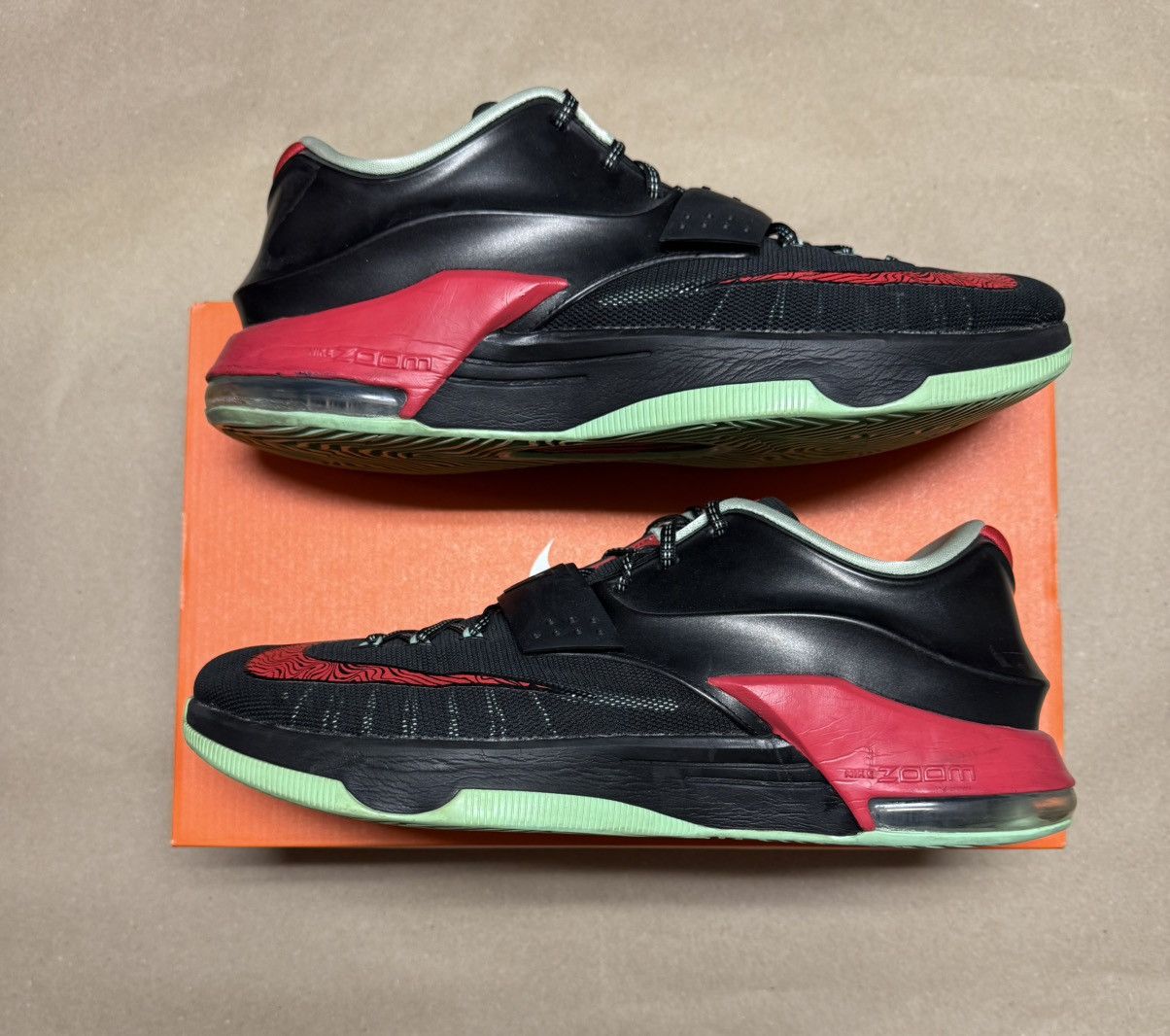 Nike Nike KD 7 VII Good Apples Kevin Durant men’s size 14 Rare! Size US 14 / EU 47 - 1 Thumbnail