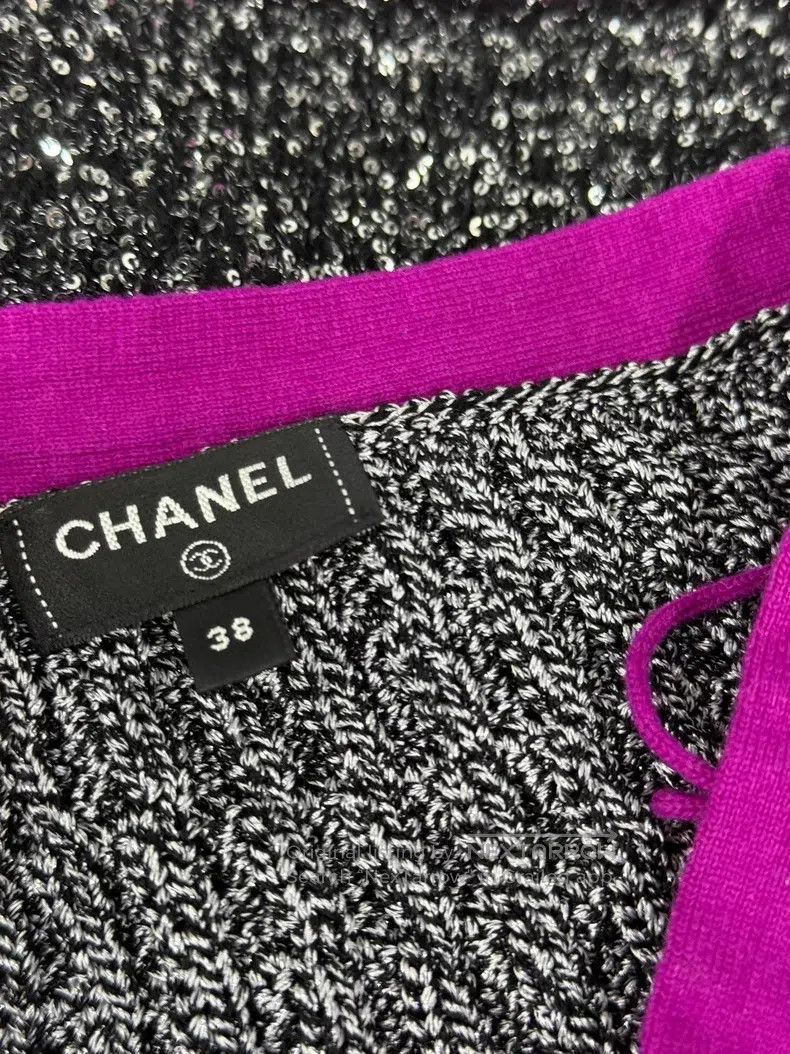 Chanel Chanel Gray and pink colour-matched sequin skirt Size 25" / US 0 / IT 36 - 4 Thumbnail