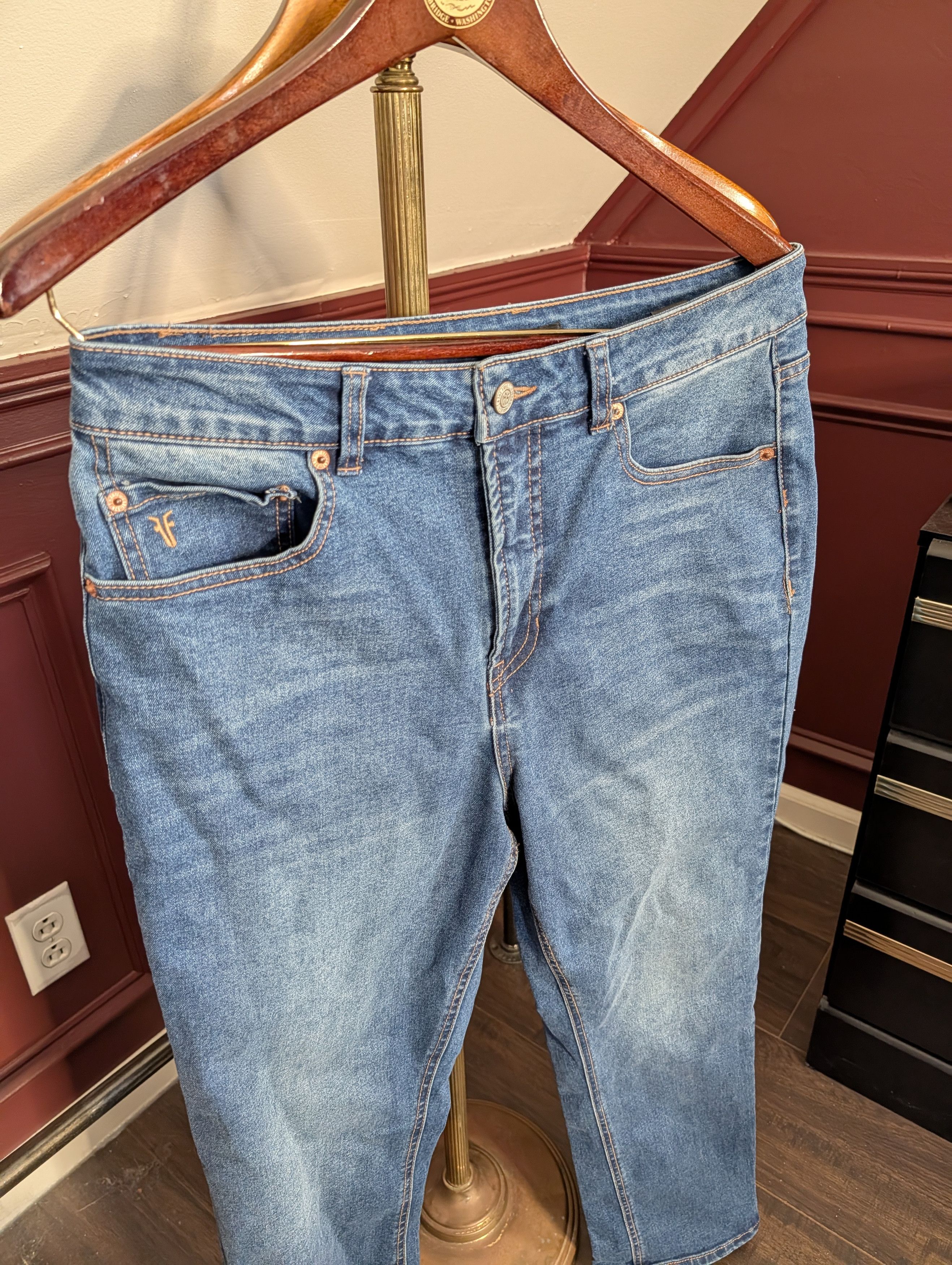 Frye Blue logo embroidered tapered leg denim jeans Size 30" / US 8 / IT 44 - 2 Thumbnail