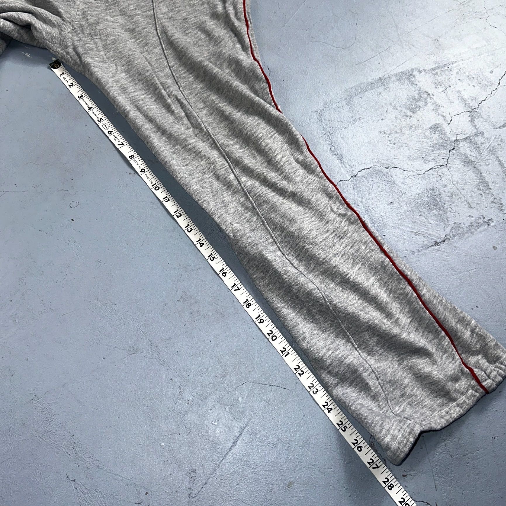 Nike Nike Vintage 80s Sweatpants Large Gray Red Trim Blue Tag 1980s Cotton Jogger Pants Men L Gray Nike Sweatpants 80s Athleisure Vintage Casual Size US 33 - 5 Thumbnail