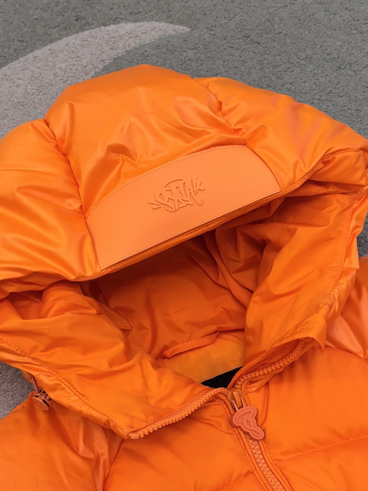 Syna World Syna World Orange Puffer Size US M / EU 48-50 / 2 - 6 Thumbnail