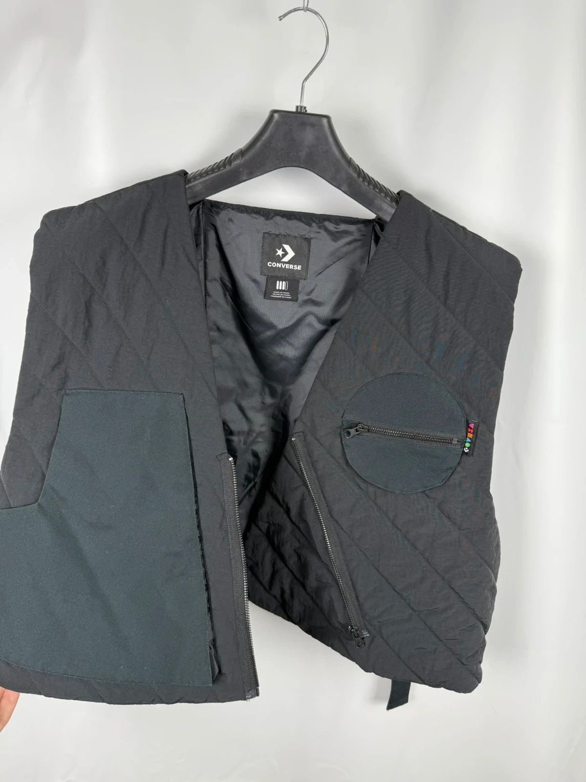 Converse Converse Shapes Gilet Asymmetrical Vest size M-L Size US M / EU 48-50 / 2 - 10 Thumbnail