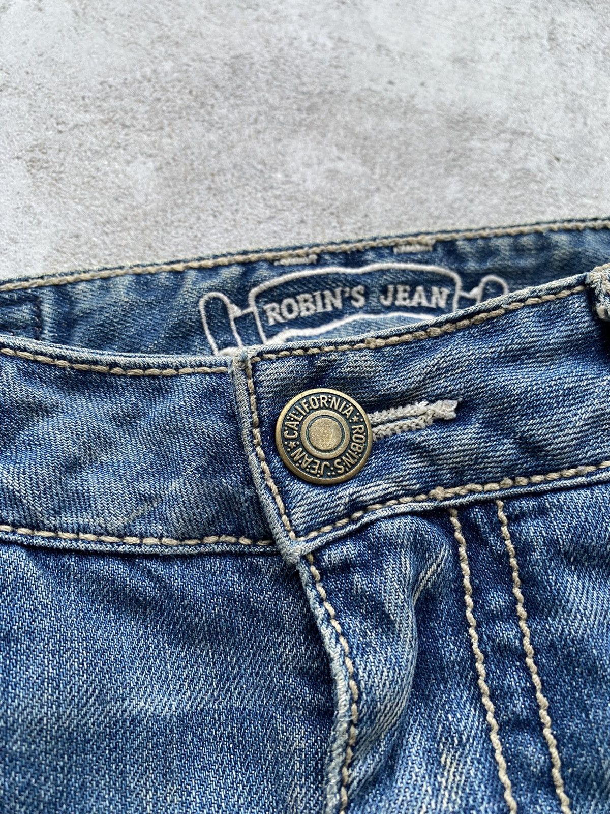 Robins Jeans ROBINS JEAN COMPARED TO WHO SKULL STUDDED JEANS Size US 29 - 11 Thumbnail