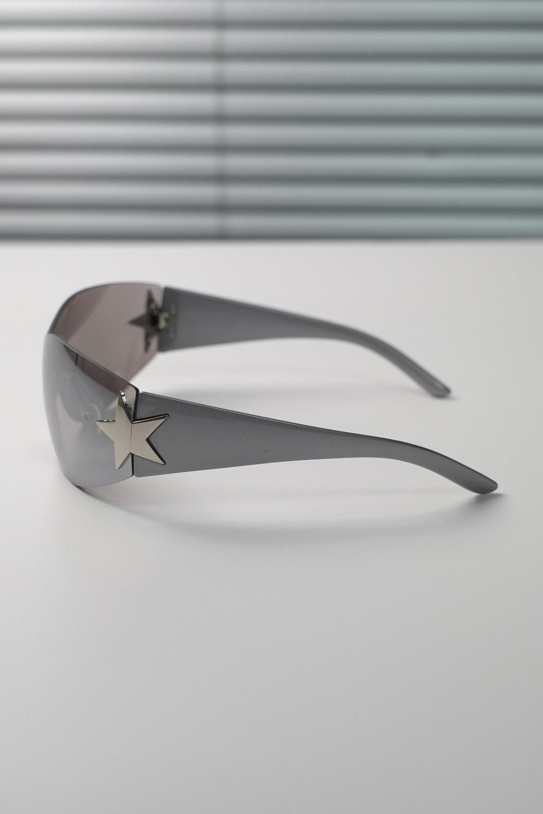 Other Y2k Vtg Avant Garde Cyber Punk Sliver Sunglasses Unisex OS Size ONE SIZE - 2 Thumbnail