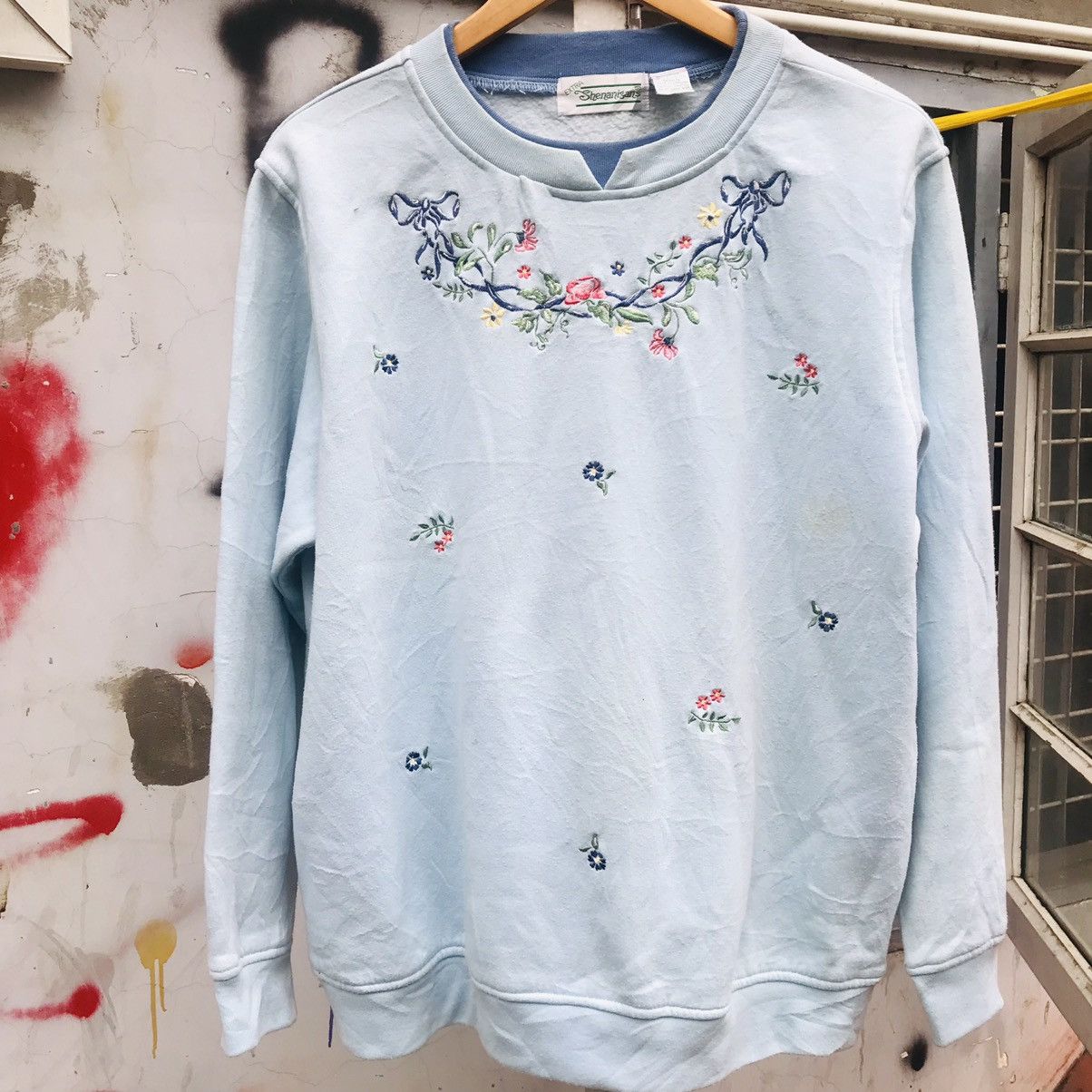 Vintage Vintage Double Crewneck Embroidered Sweatshirts Size US M / EU 48-50 / 2 - 1 Thumbnail