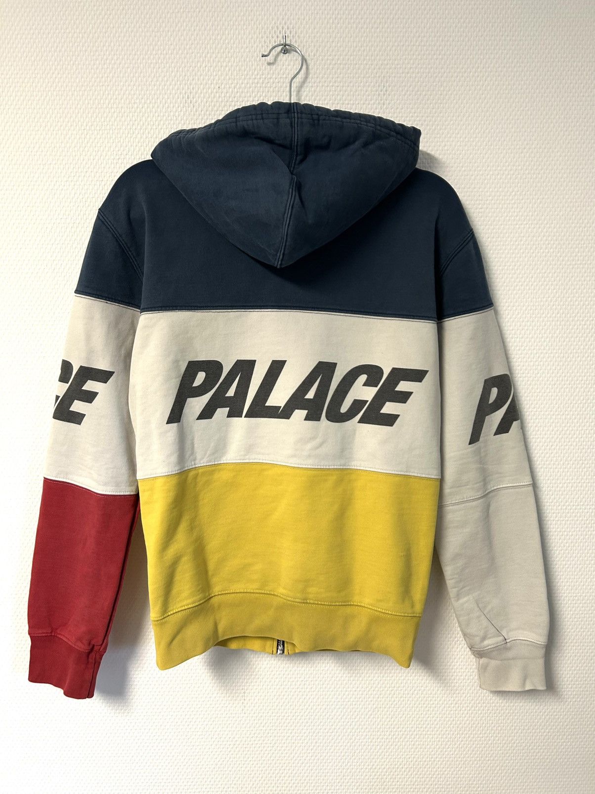Palace Palace Color Block Zip Hoodie Blau Weiß Rot 💙 Size US S / EU 44-46 / 1 - 2 Thumbnail