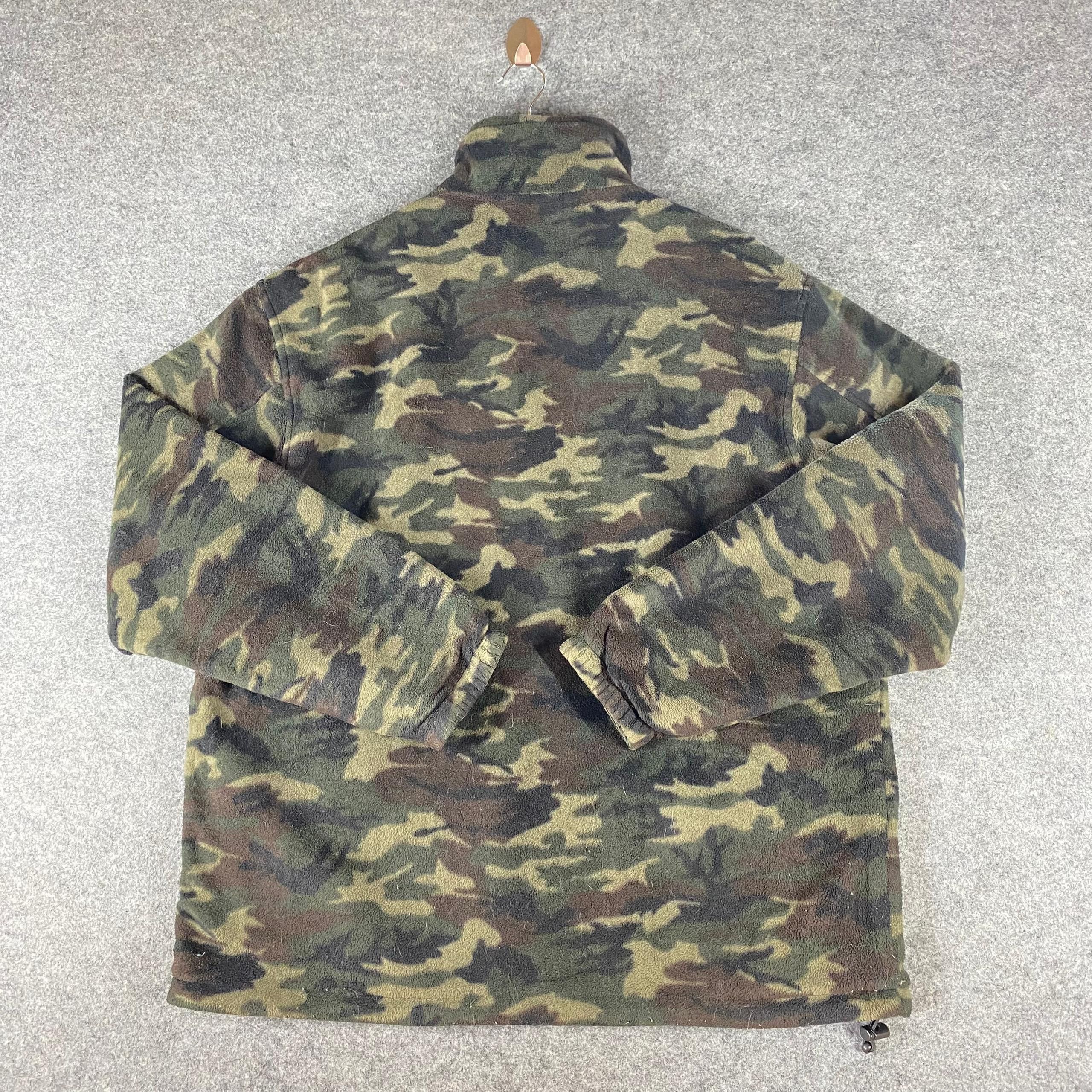 Uniqlo Vintage Uniqlo Riversible Camo Jacket Size US L / EU 52-54 / 3 - 5 Thumbnail