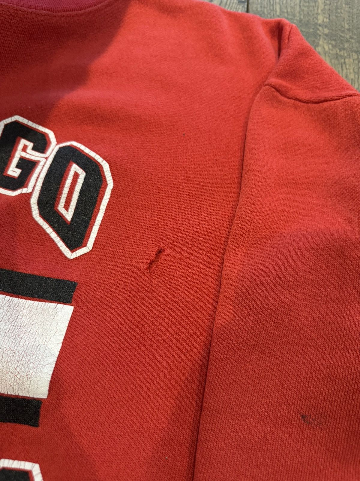 Nutmeg Nutmeg Chicago Blackhawks Crewneck Sweater Size US XL / EU 56 / 4 - 2 Thumbnail
