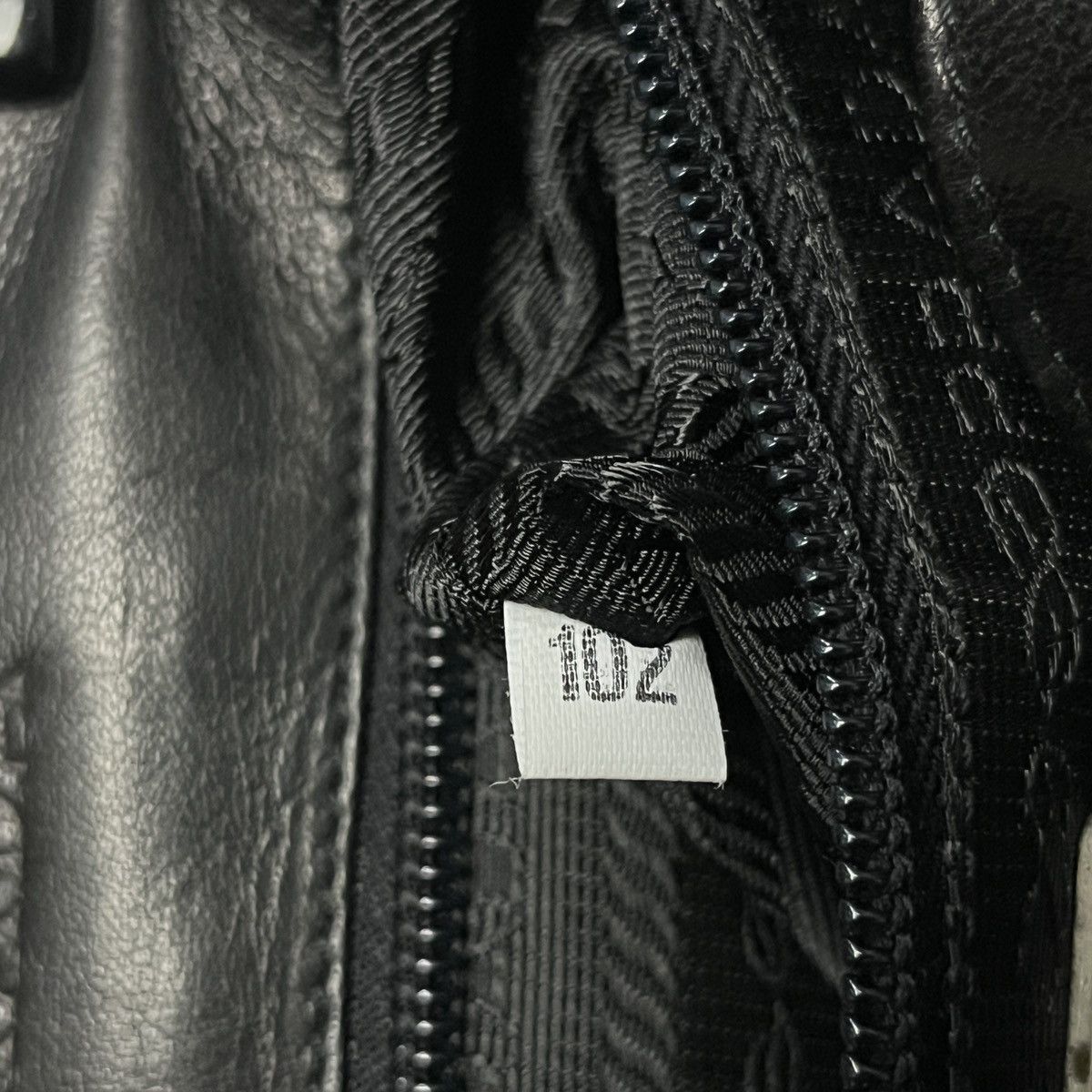 Prada Vintage Prada Nappa Leather Hand-Bag Size ONE SIZE - 5 Thumbnail