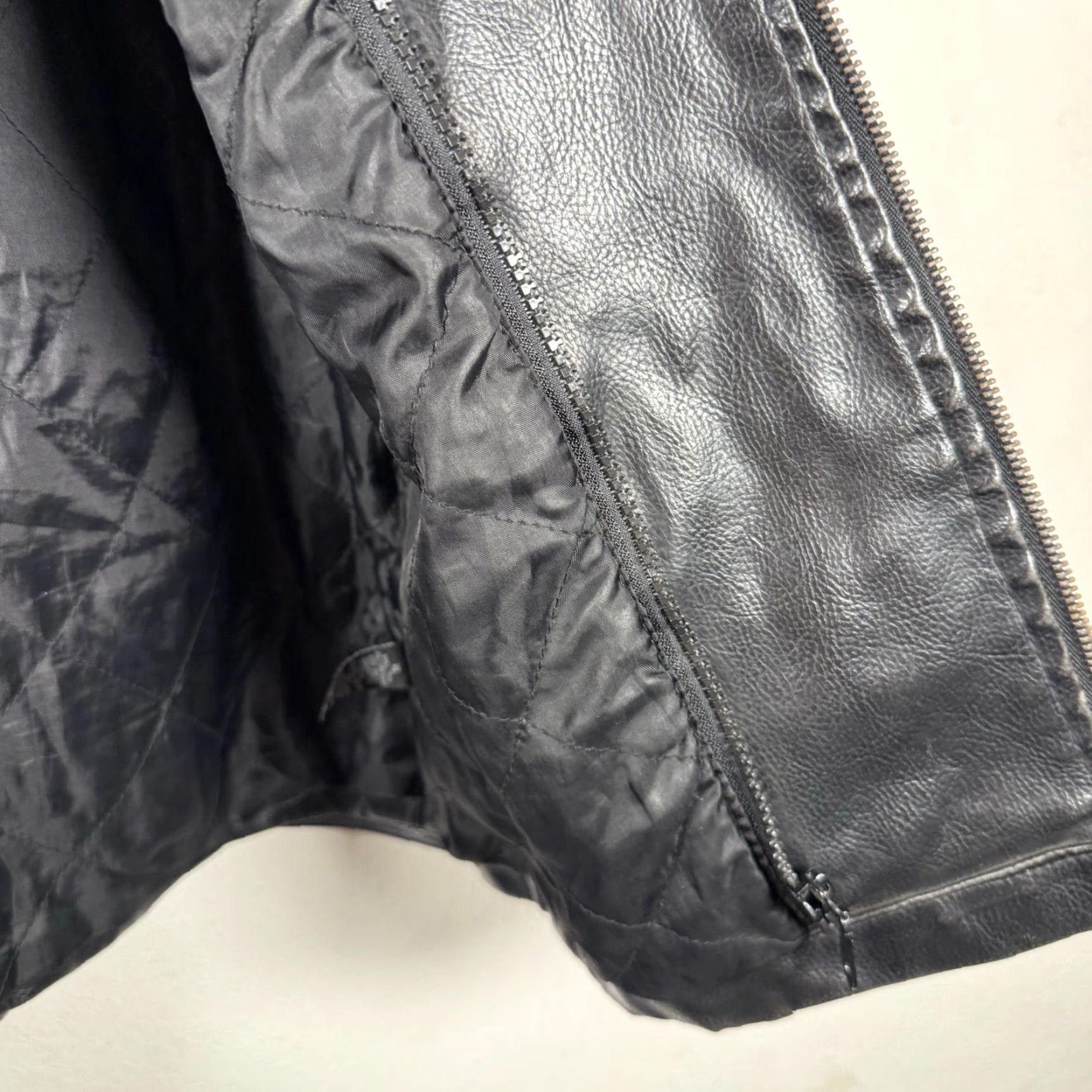Carbon VINTAGE Carbon Biker Leather Jacket Mens XL Black Distressed Broken Zipper Zip Long Coat Style Riding Racing Walking Jacket Size US XL / EU 56 / 4 - 5 Thumbnail