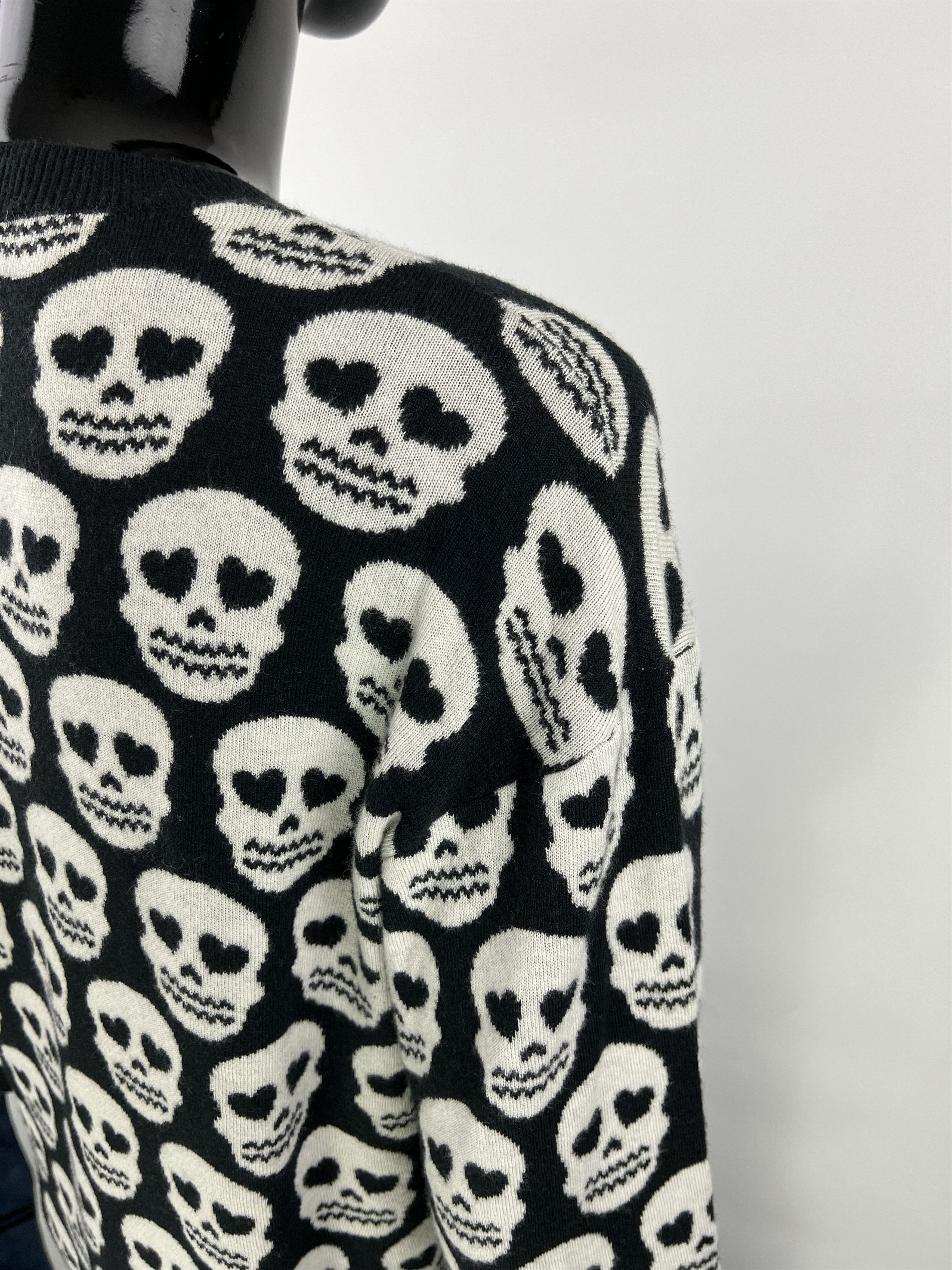 Love Moschino Love Moschino sweater women's 3/4 sleeve wool full print Size S / US 4 / IT 40 - 8 Thumbnail