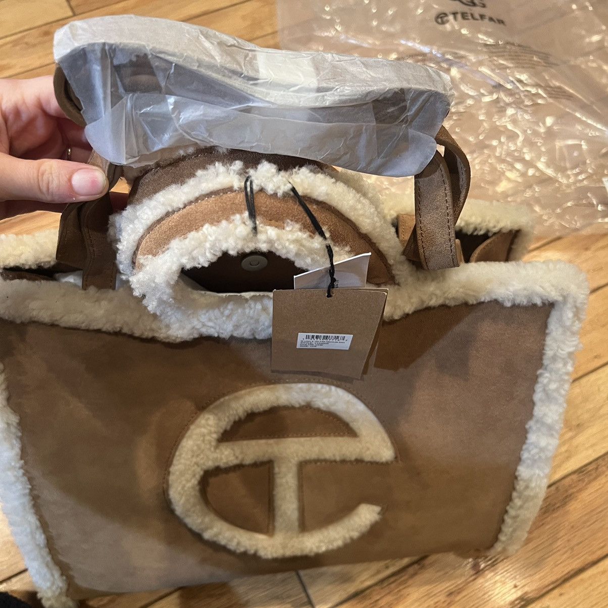 Telfar × Ugg Medium TelfarxUgg Bag Size ONE SIZE - 7 Thumbnail